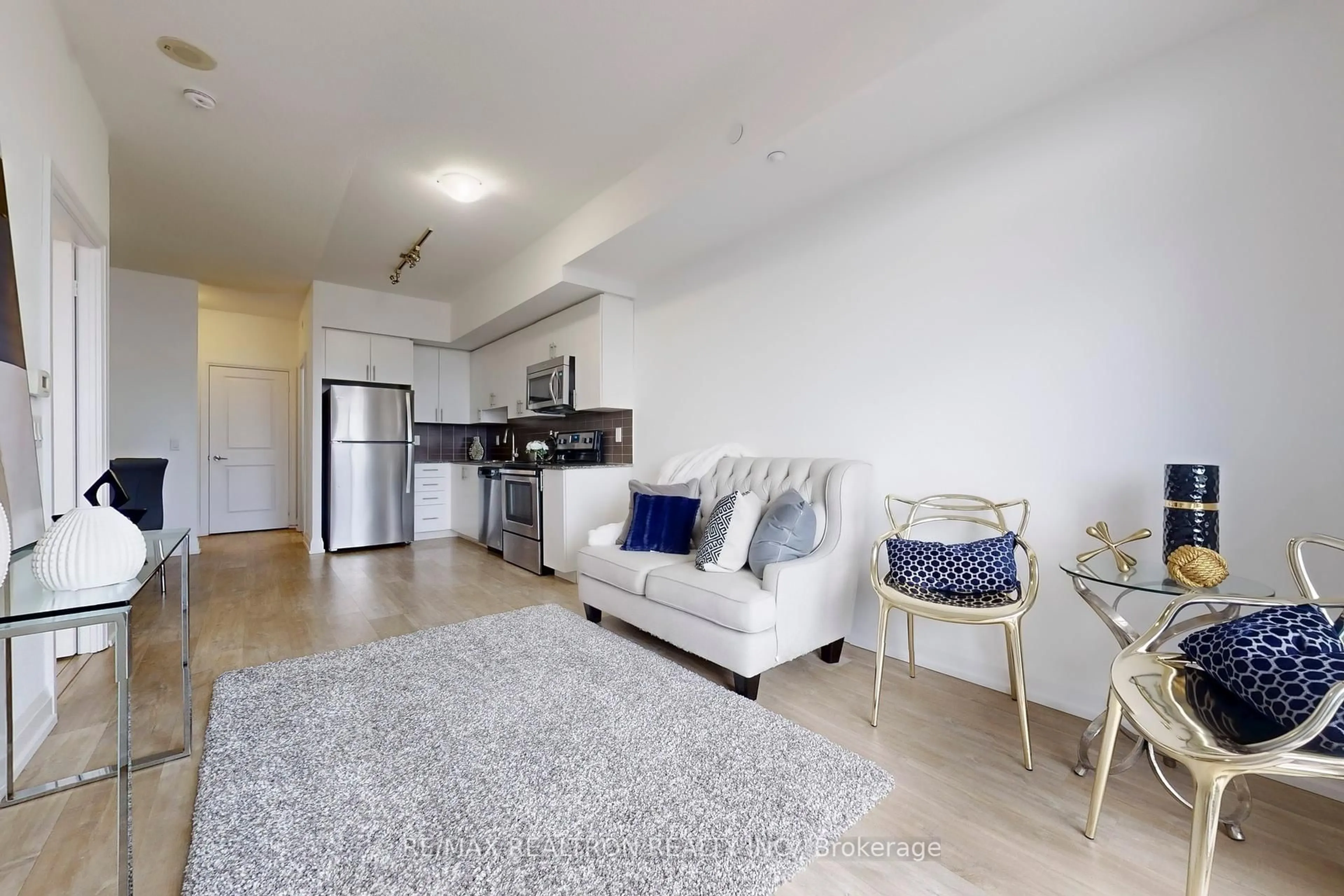 Living room with furniture, unknown for 7890 Bathurst St #1703, Vaughan Ontario L4J 0J8
