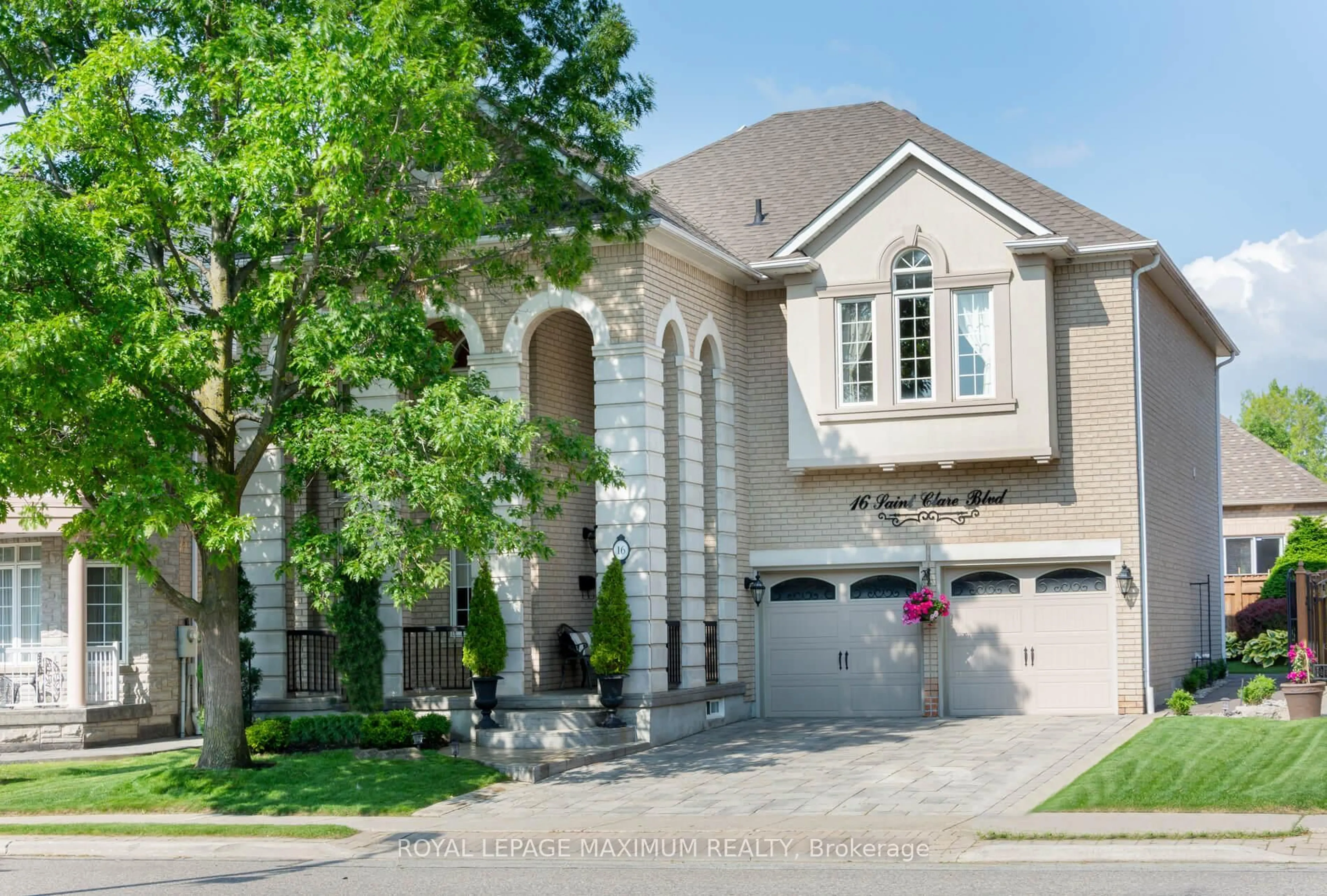 Home with brick exterior material, street for 16 Saint Clare Blvd, Vaughan Ontario L4H 2A2