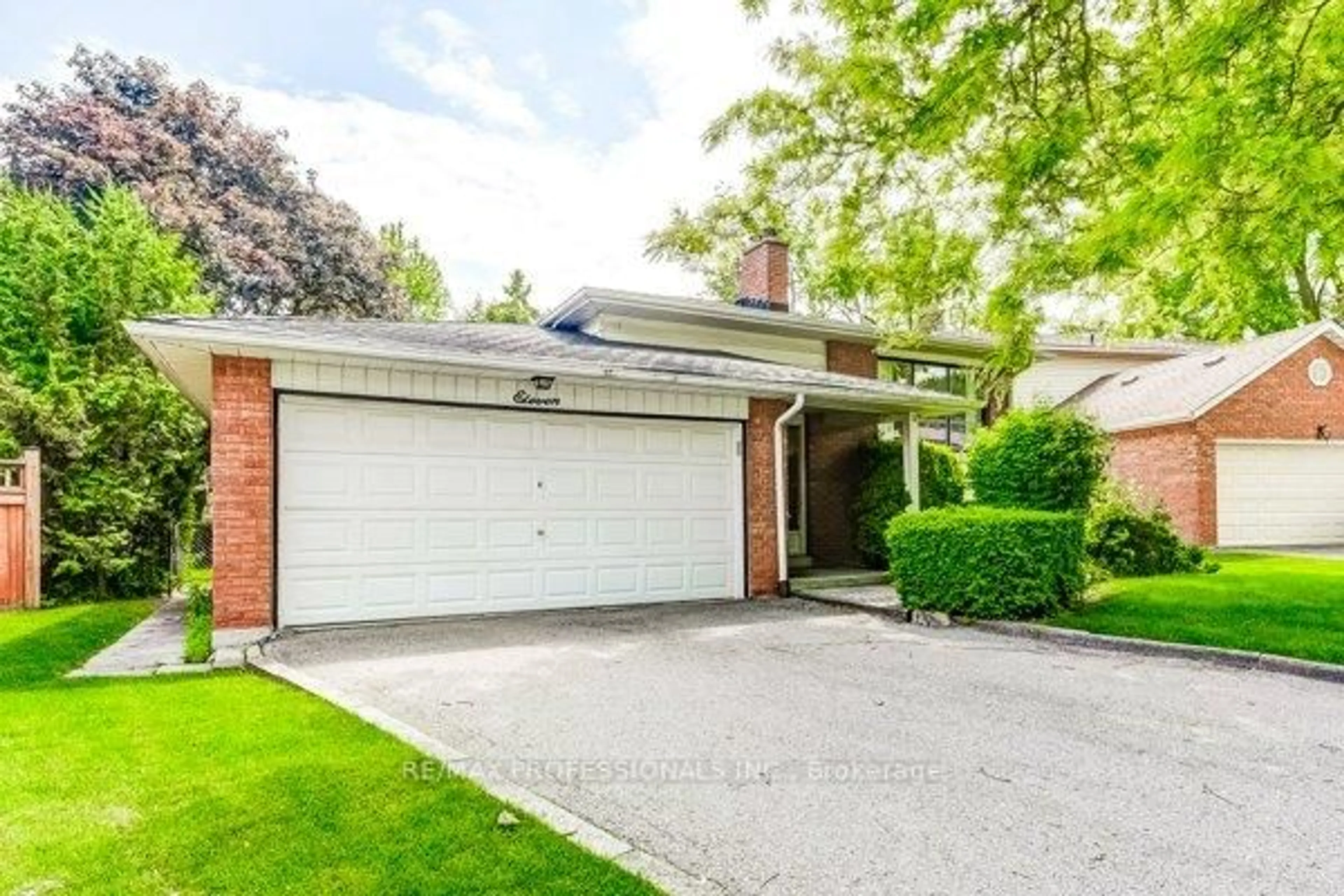 Home with brick exterior material, street for 11 Shadbolt Crt, Markham Ontario L3R 1X3