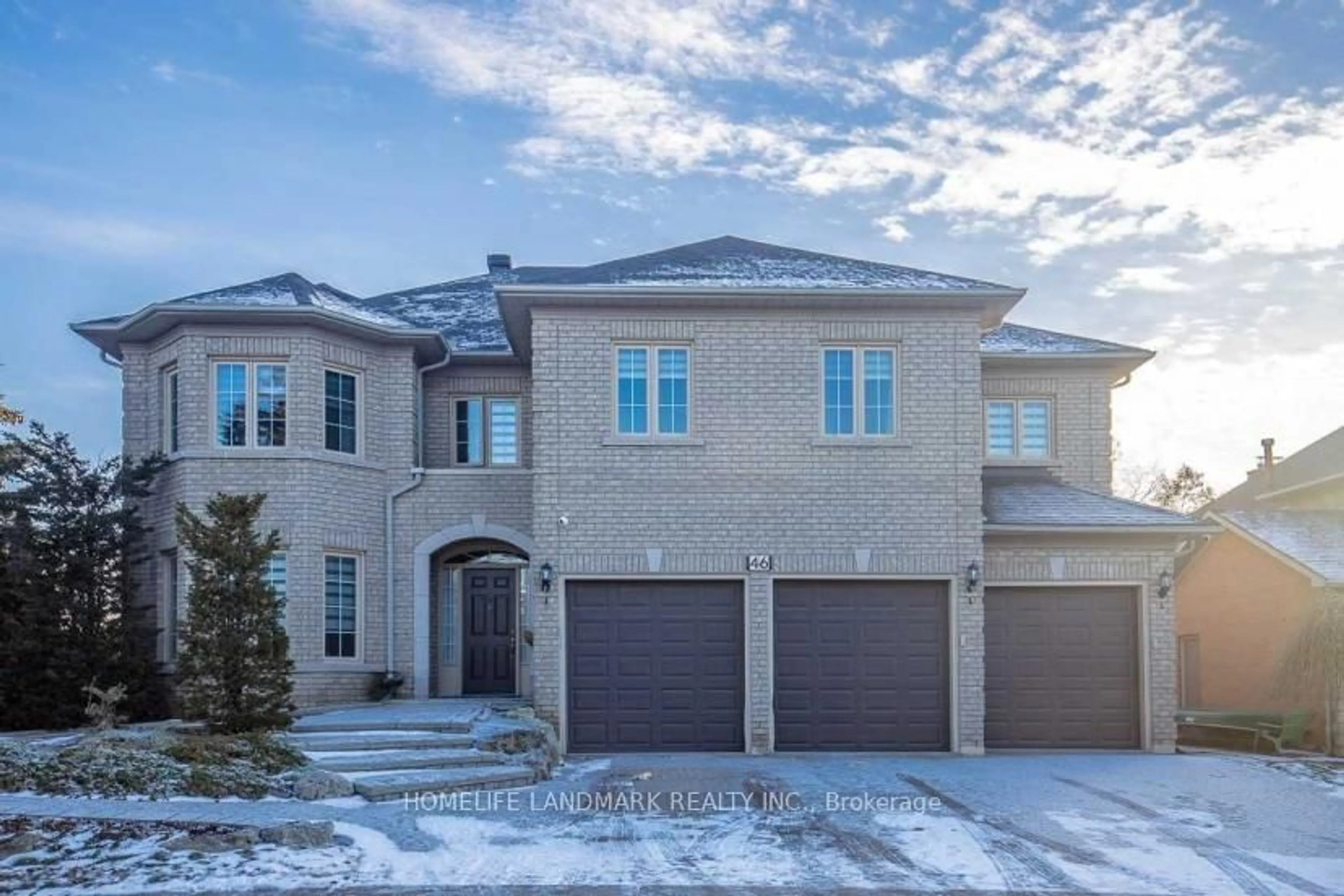 Home with brick exterior material, street for 46 Green Ash Cres, Richmond Hill Ontario L4B 3S1