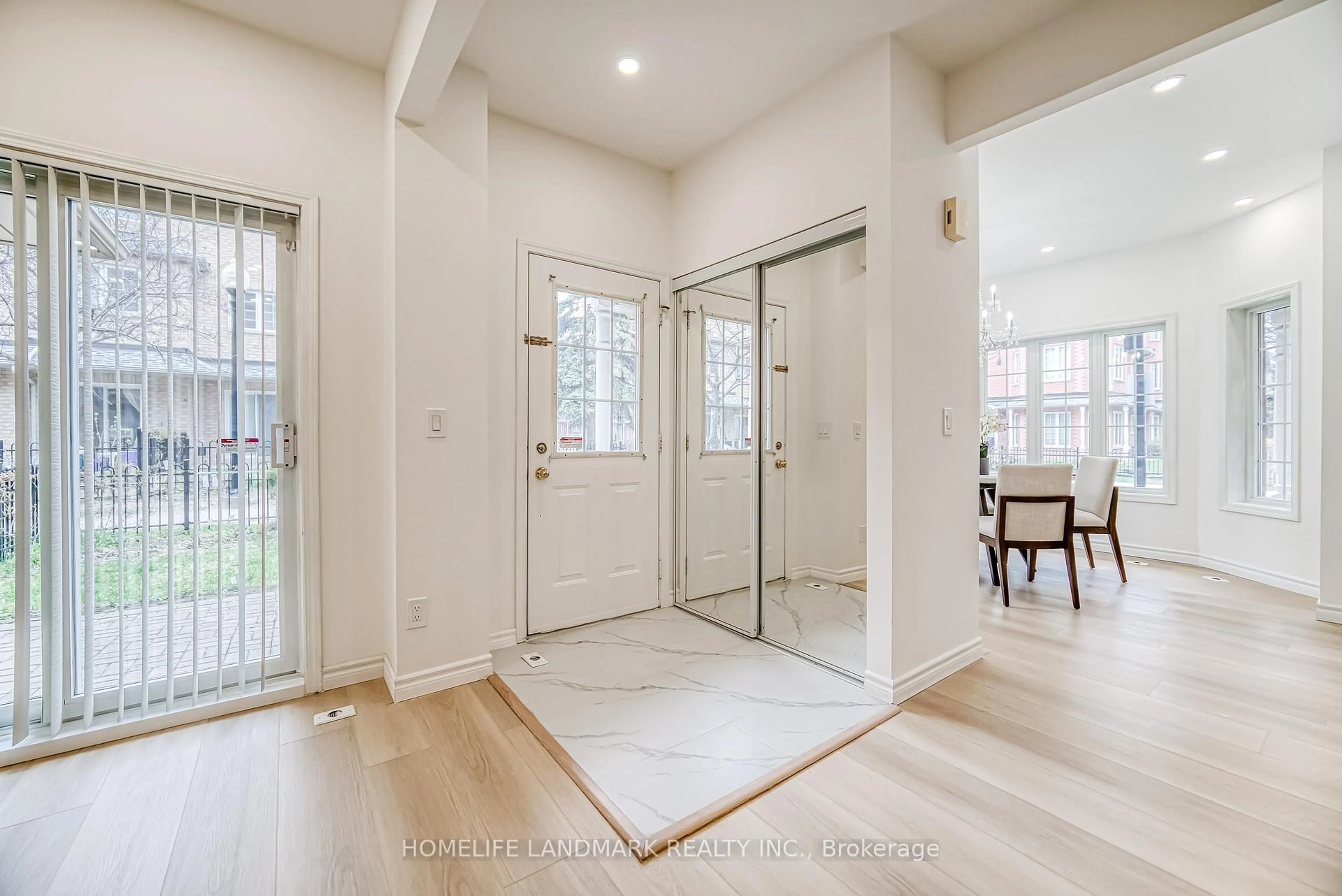 Indoor entryway for 12 St Moritz Way #15, Markham Ontario L3R 4E8