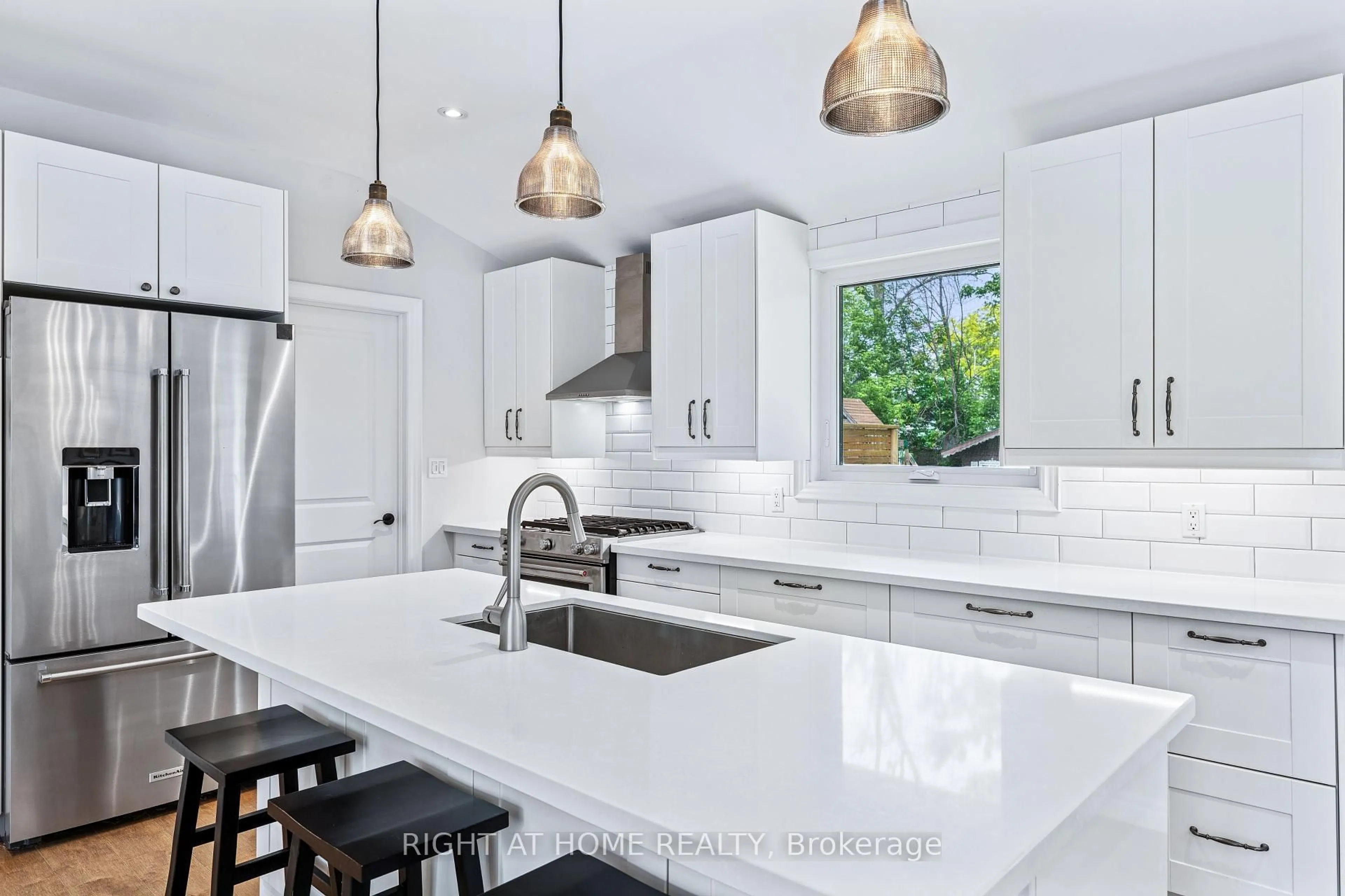 Contemporary kitchen, ceramic/tile floor for 1152 Birch Rd, Innisfil Ontario L0L 1R0