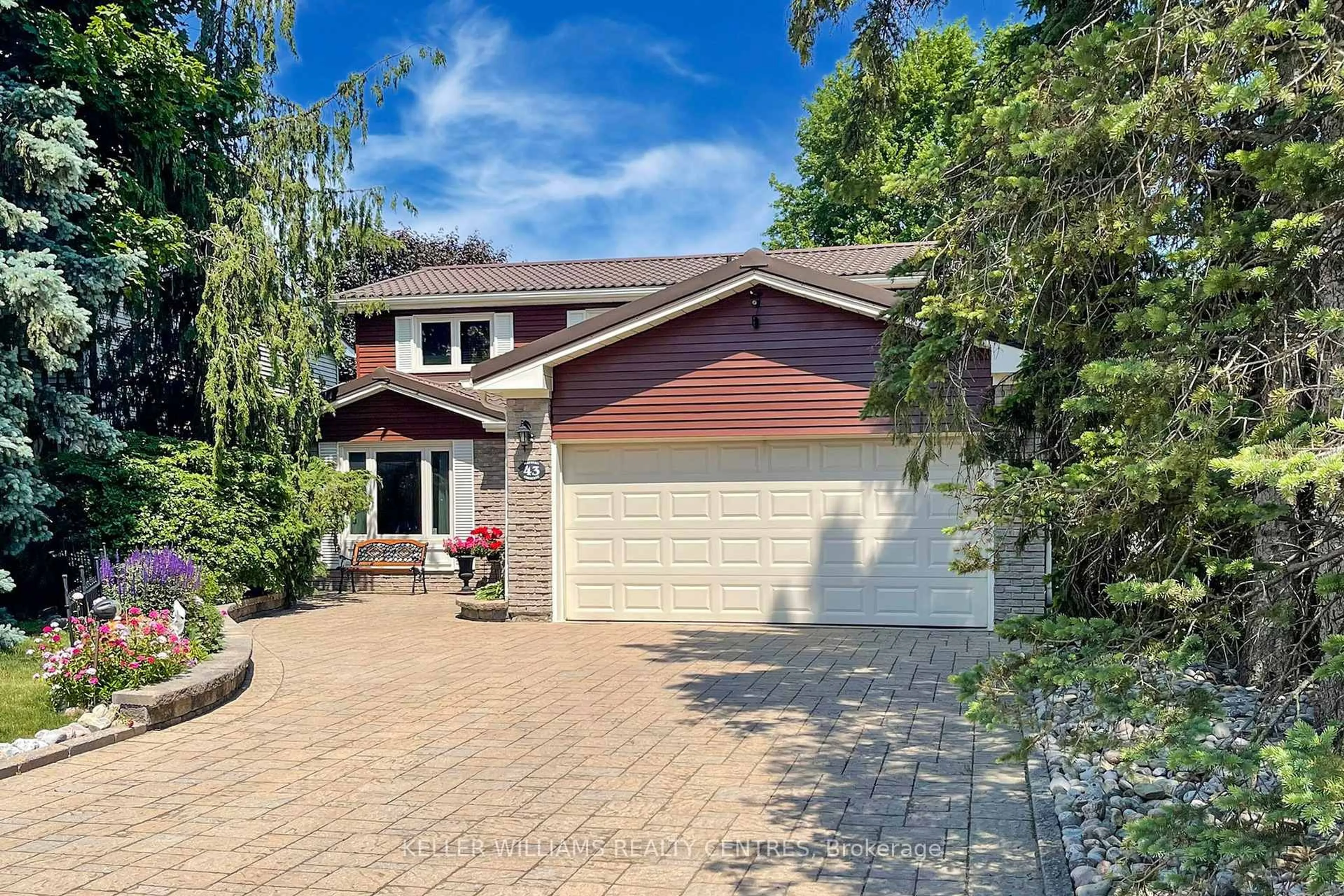 Home with brick exterior material, street for 43 Mayvern Cres, Richmond Hill Ontario L4C 5J5