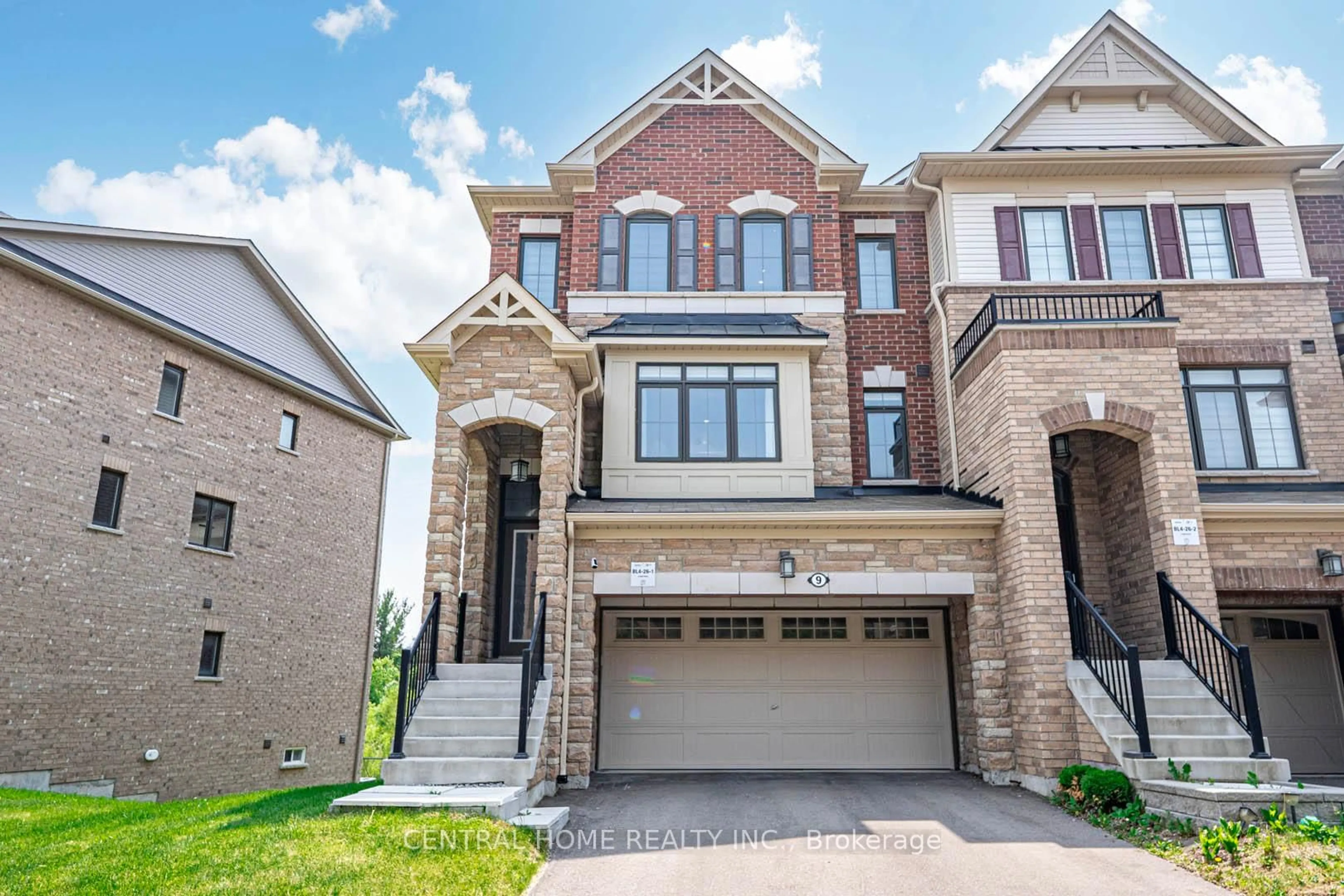 Home with brick exterior material, street for 9 Delft Dr, Markham Ontario L6C 0Z3