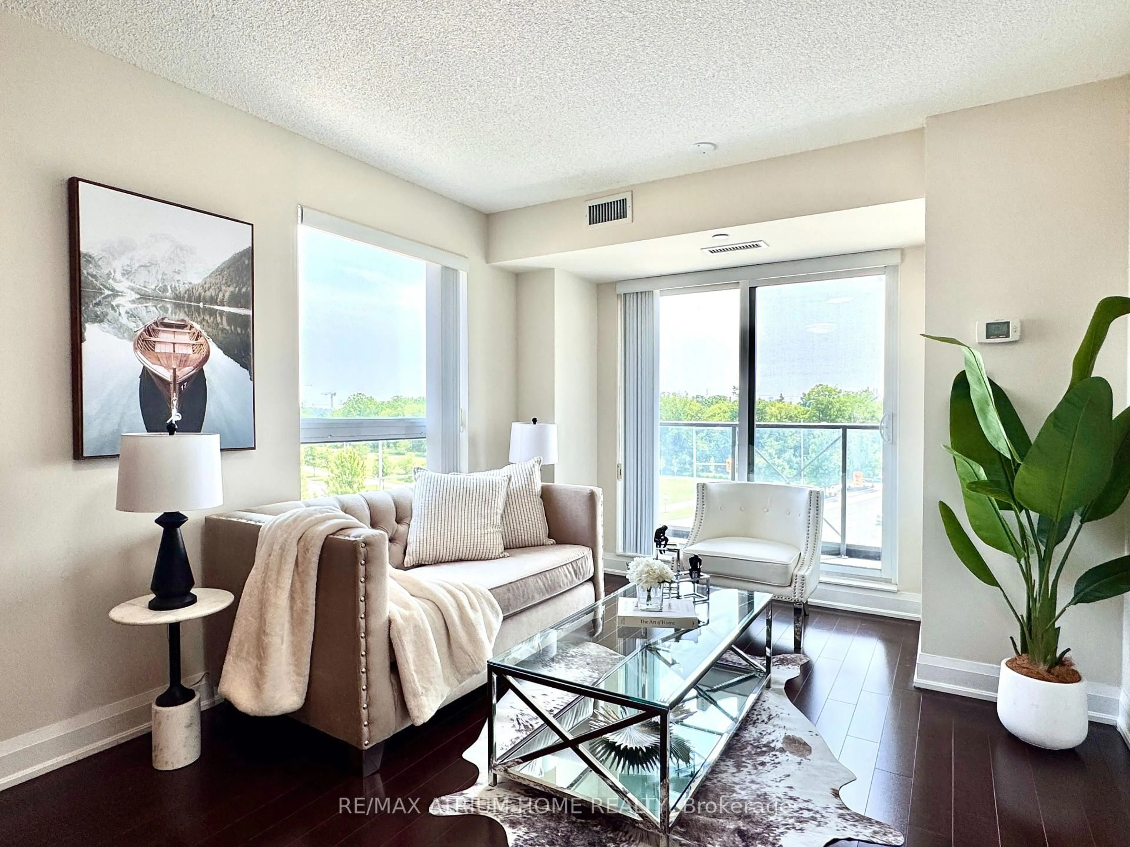 Living room with furniture, unknown for 8200 Birchmount Rd #520, Markham Ontario L3R 9W1