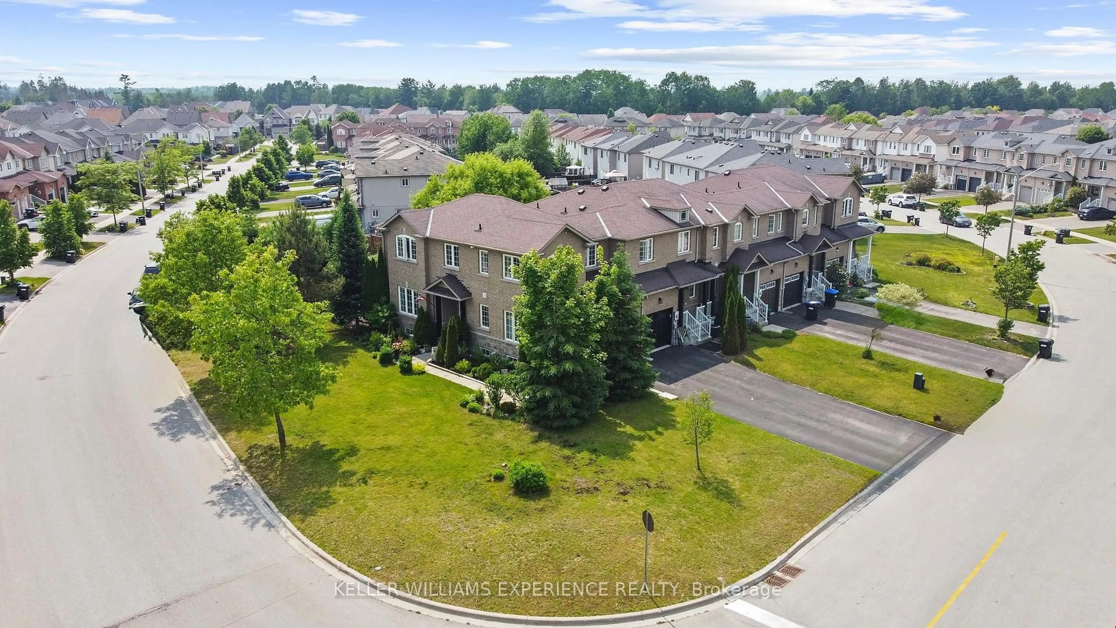 A pic from outside/outdoor area/front of a property/back of a property/a pic from drone, unknown for 1 Admiral Cres, Essa Ontario L3W 0C6