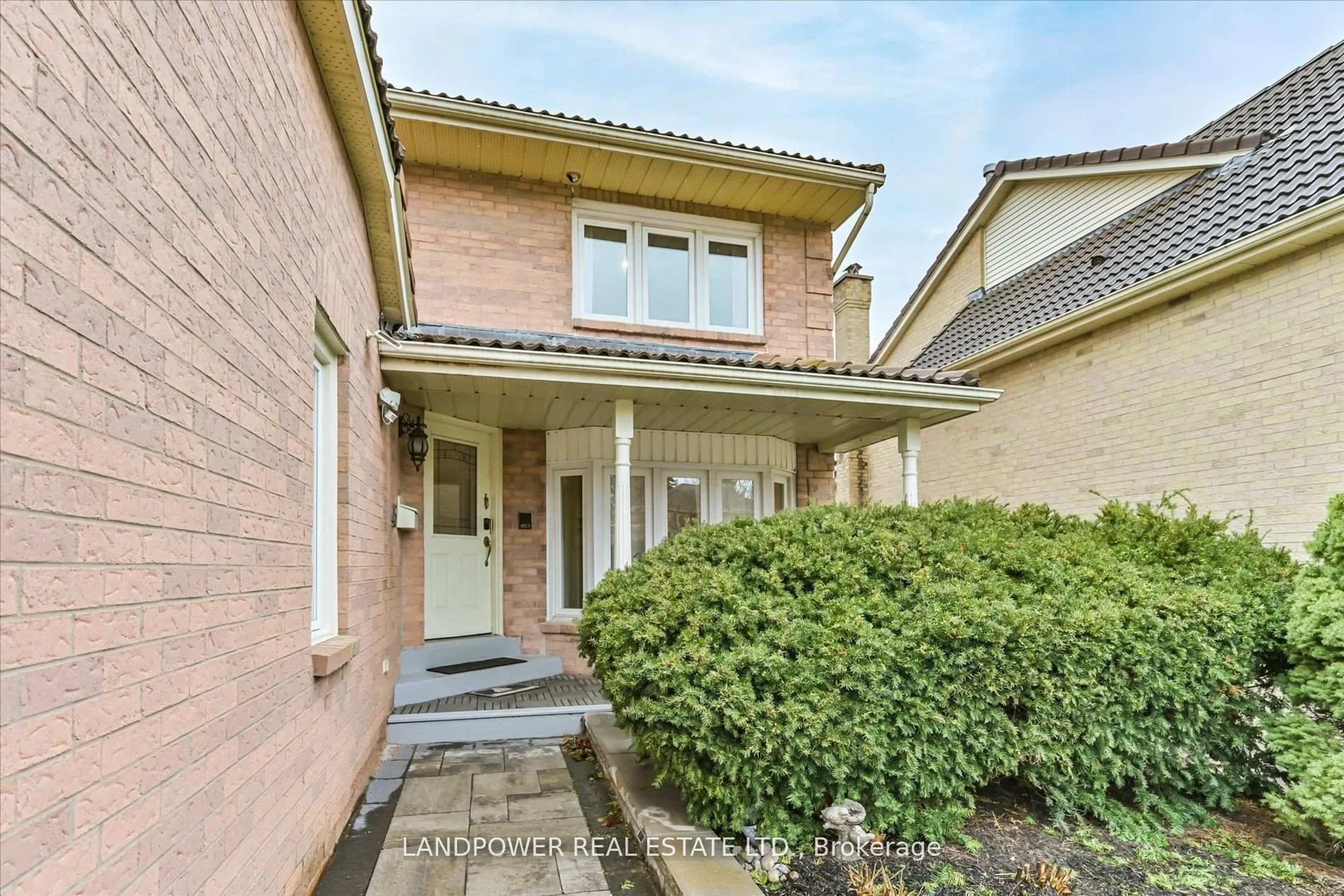 Home with brick exterior material, street for 45 Hollingham Rd, Markham Ontario L3R 7X6