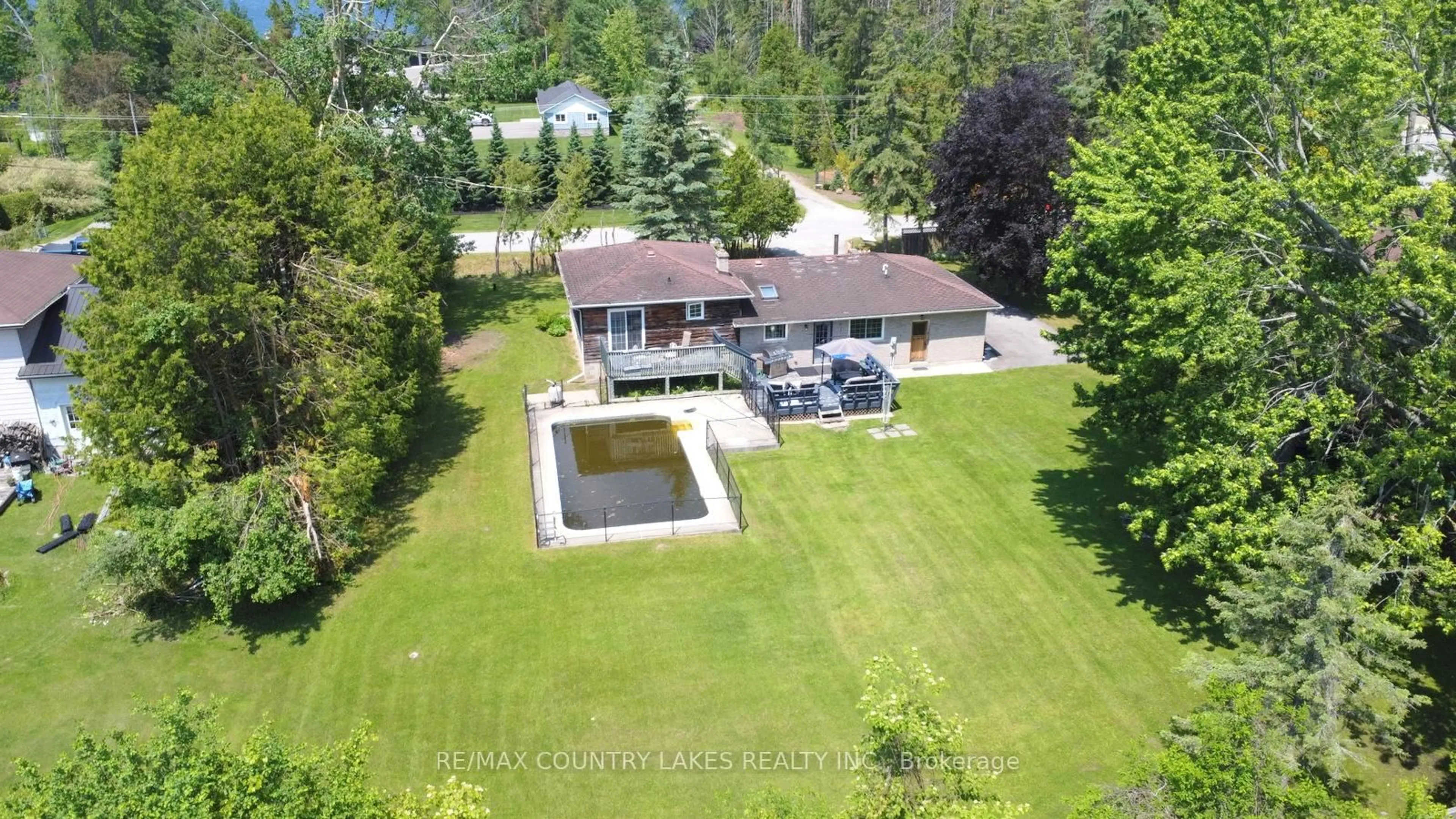 A pic from outside/outdoor area/front of a property/back of a property/a pic from drone, water/lake/river/ocean view for 25725 Maple Beach Rd, Brock Ontario L0K 1A0