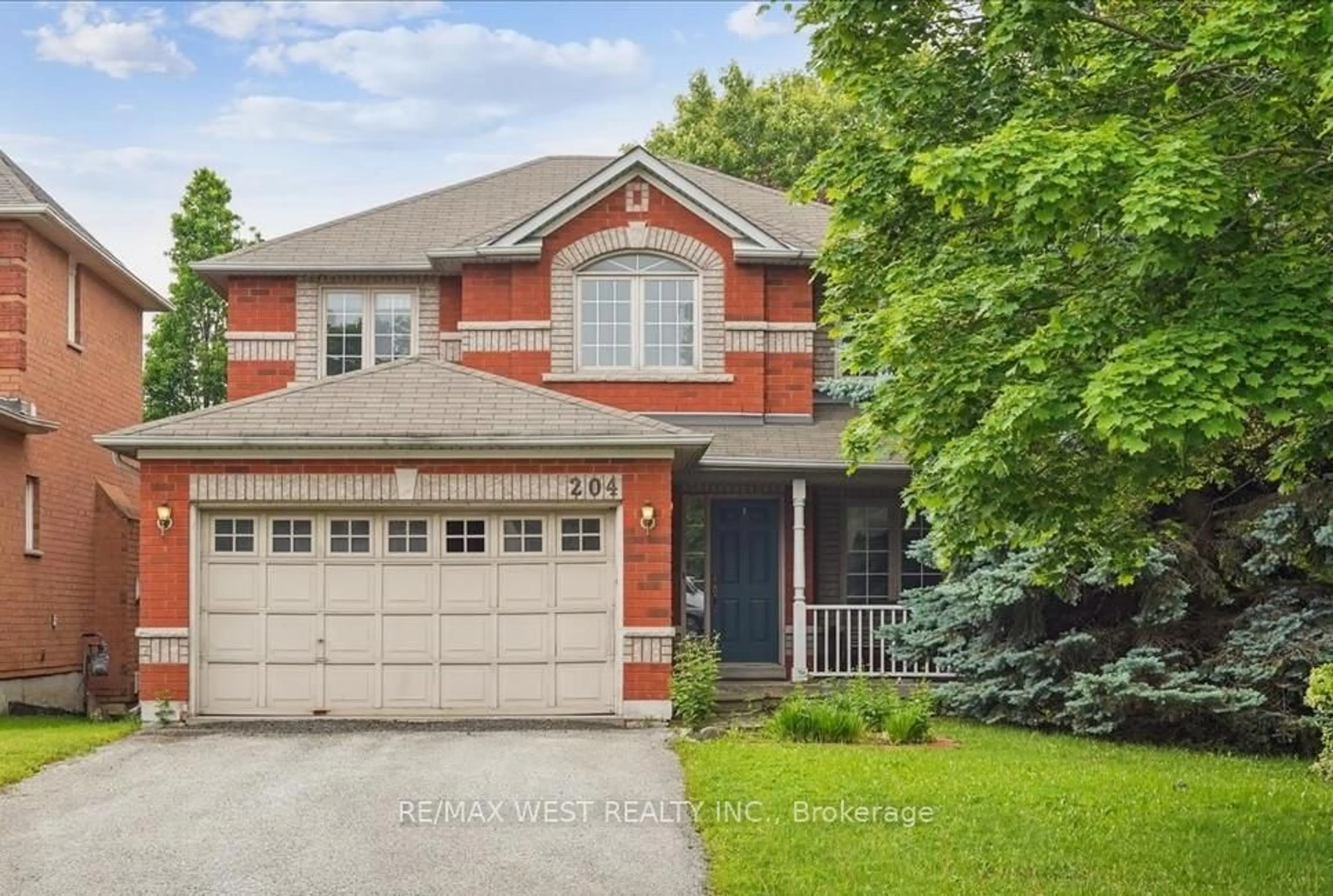 Home with brick exterior material, street for 204 Millard St, Whitchurch-Stouffville Ontario L4A 5E1