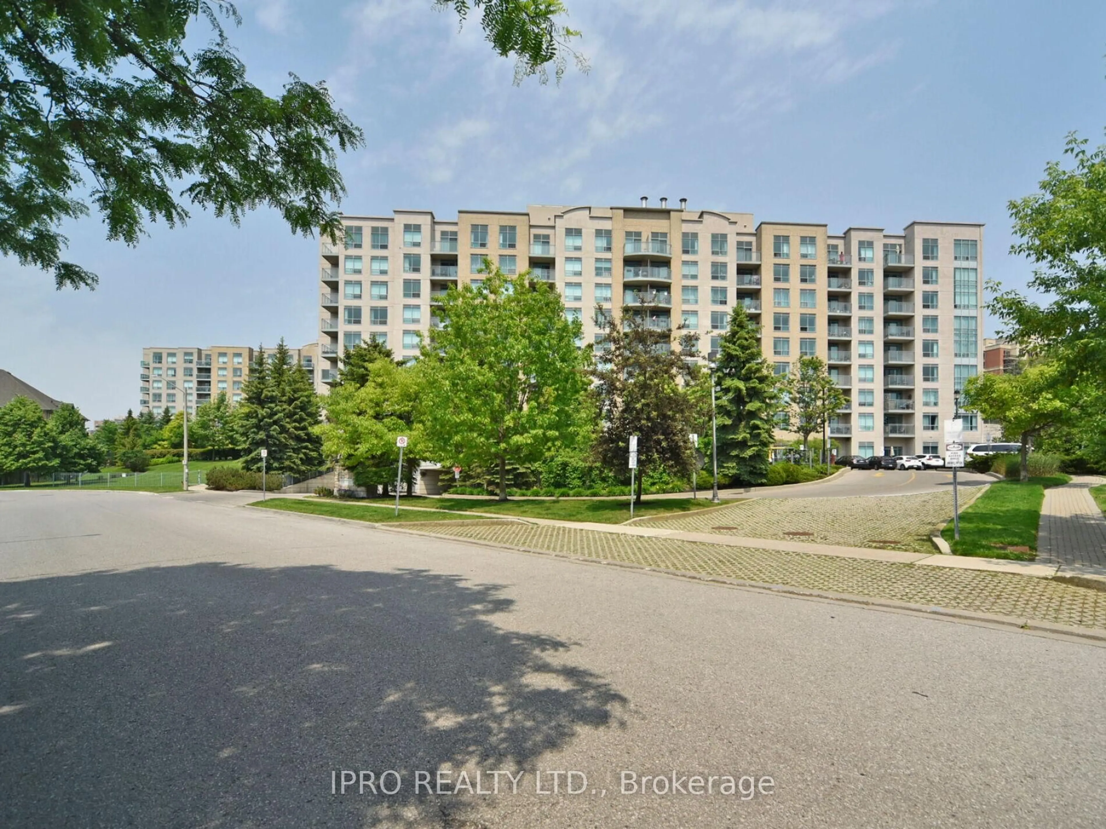 Unknown for 51 Baffin Crt #501, Richmond Hill Ontario L4B 4P6