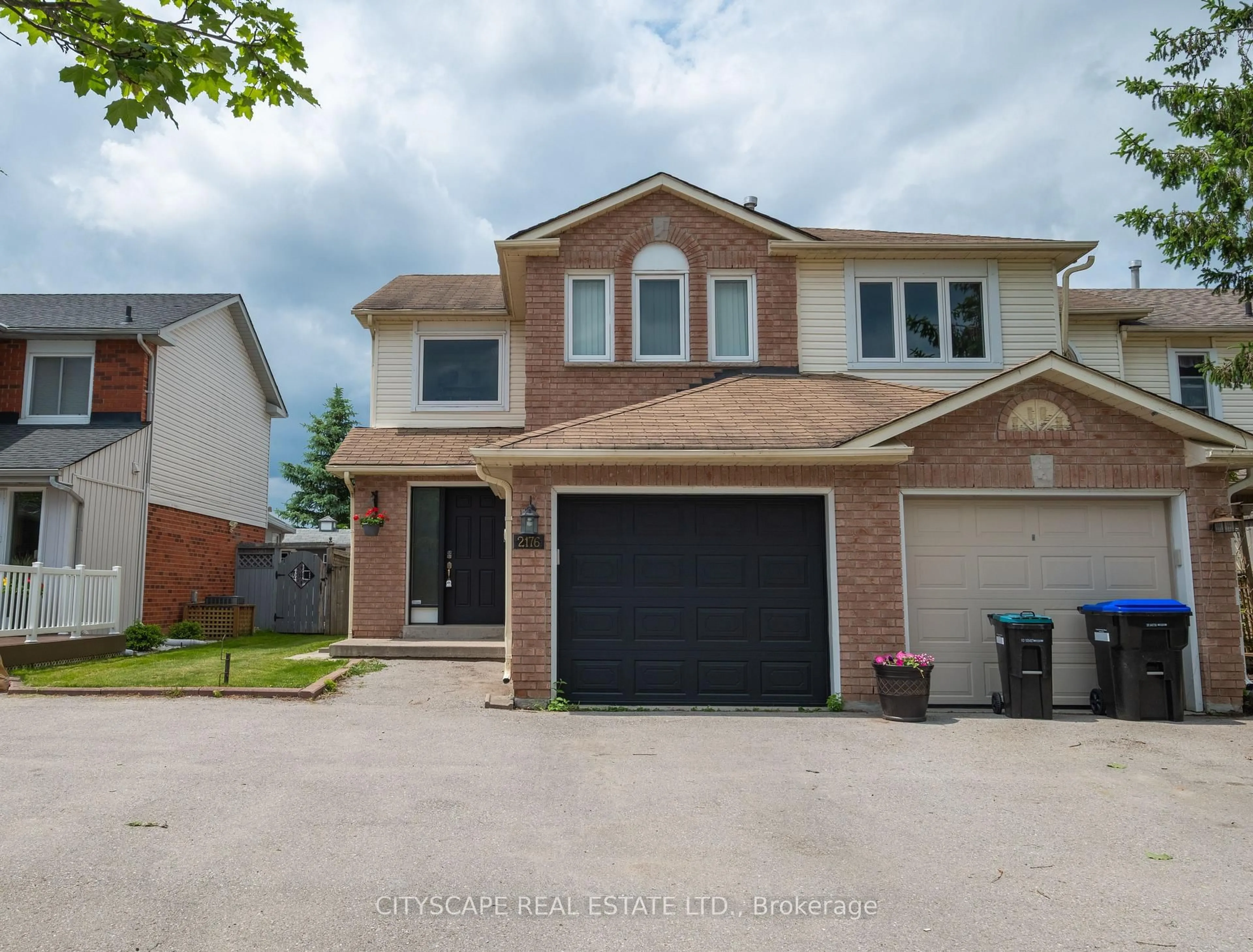 Home with brick exterior material, street for 2176 Ferguson St, Innisfil Ontario L9S 1X6