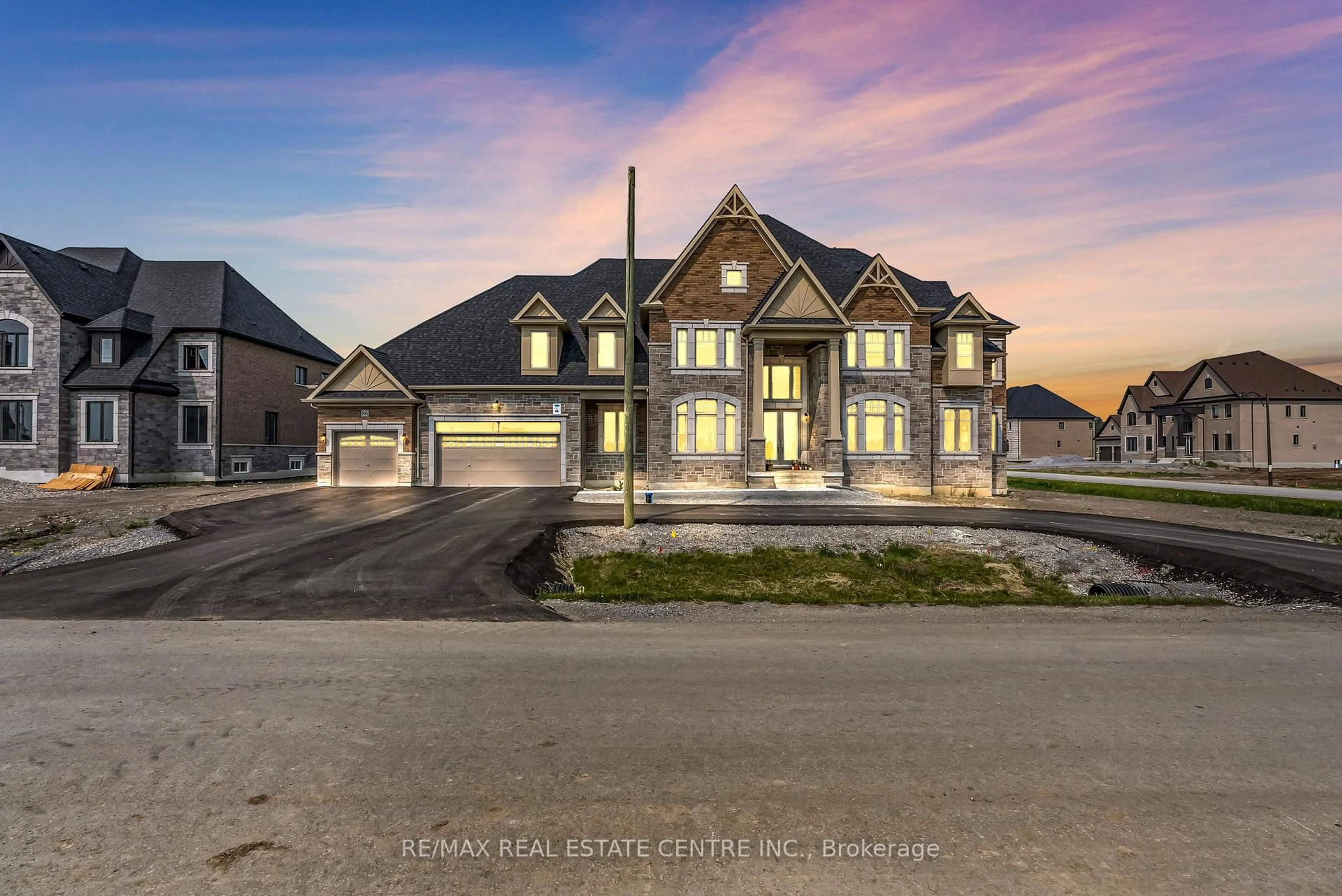 Unknown for 86 Green Gables Cres, Whitchurch-Stouffville Ontario L4A 5G4