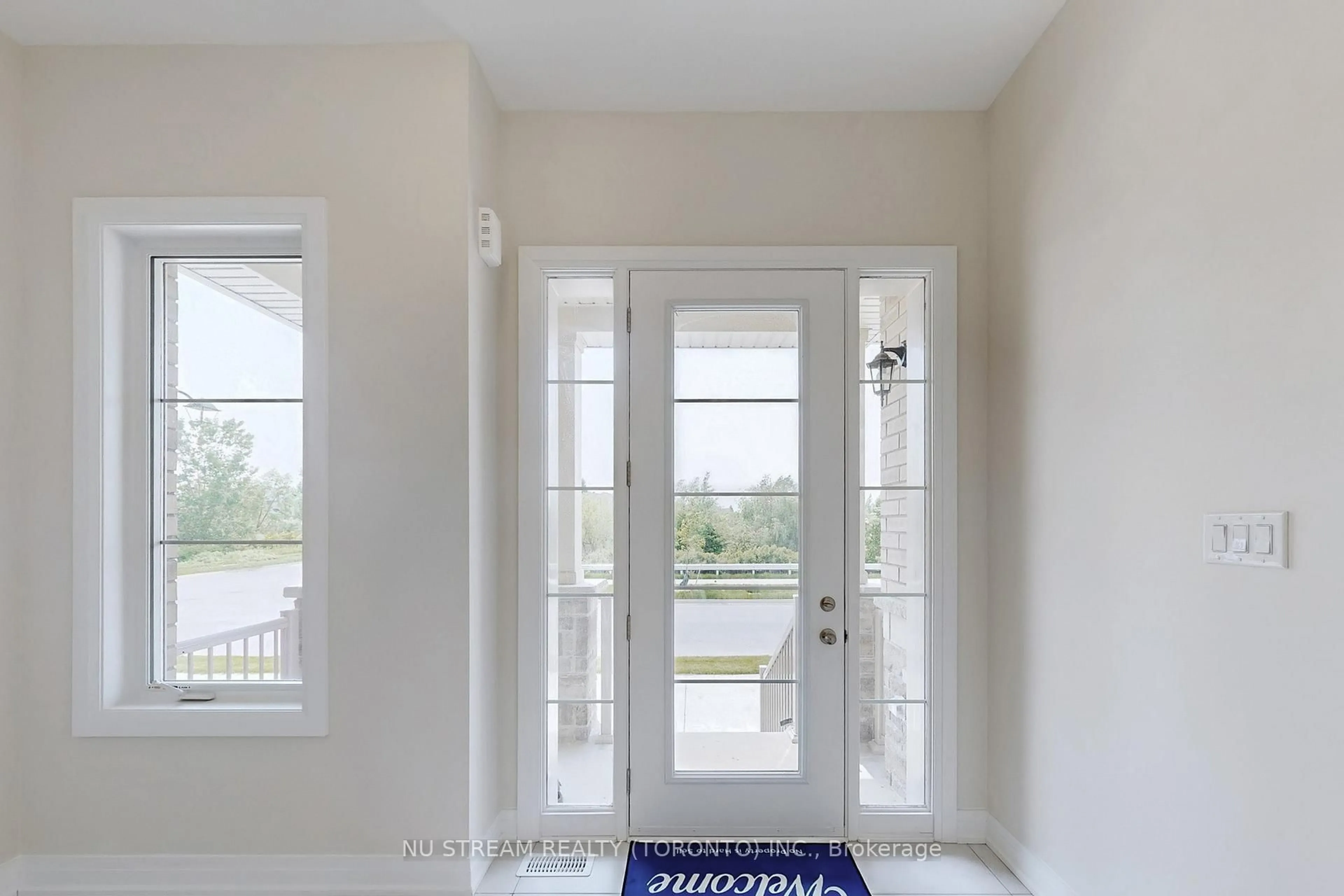 Indoor entryway for 3576 Bur Oak Ave, Markham Ontario L6B 0A8