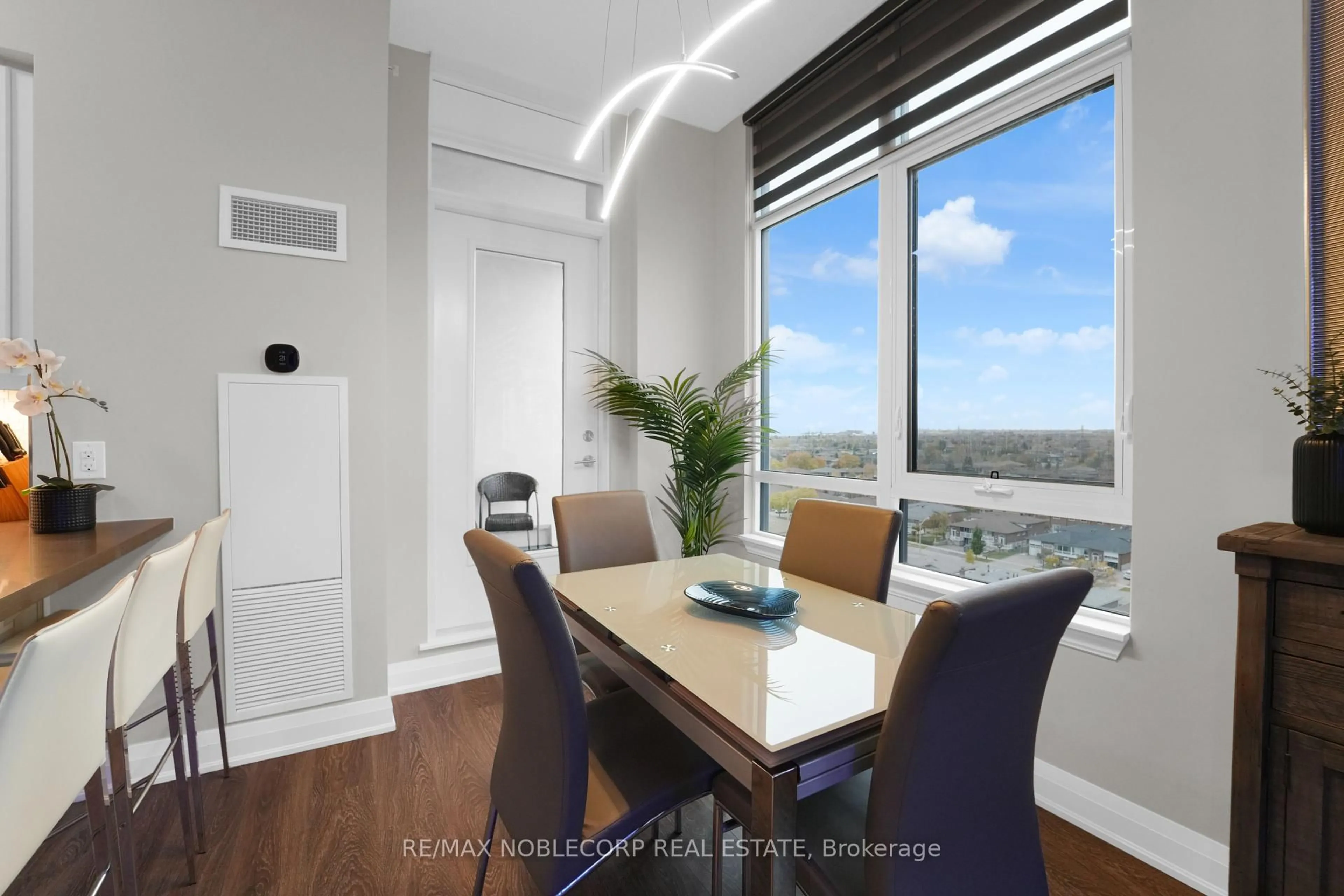 Dining room, wood/laminate floor for 12 Woodstream Blvd #1015, Vaughan Ontario L4L 8C4