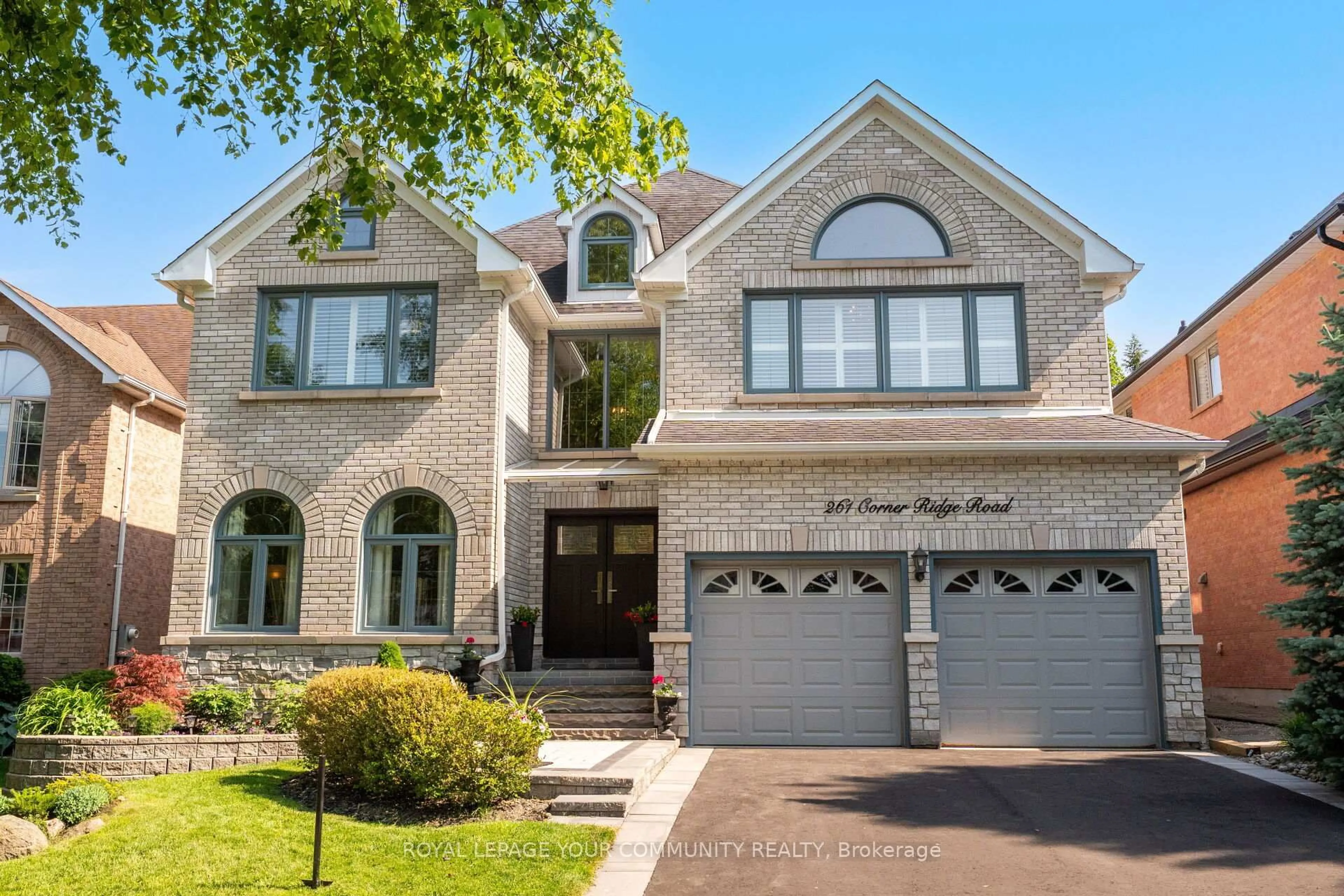 Home with brick exterior material, street for 261 Corner Ridge Rd, Aurora Ontario L4G 6L6