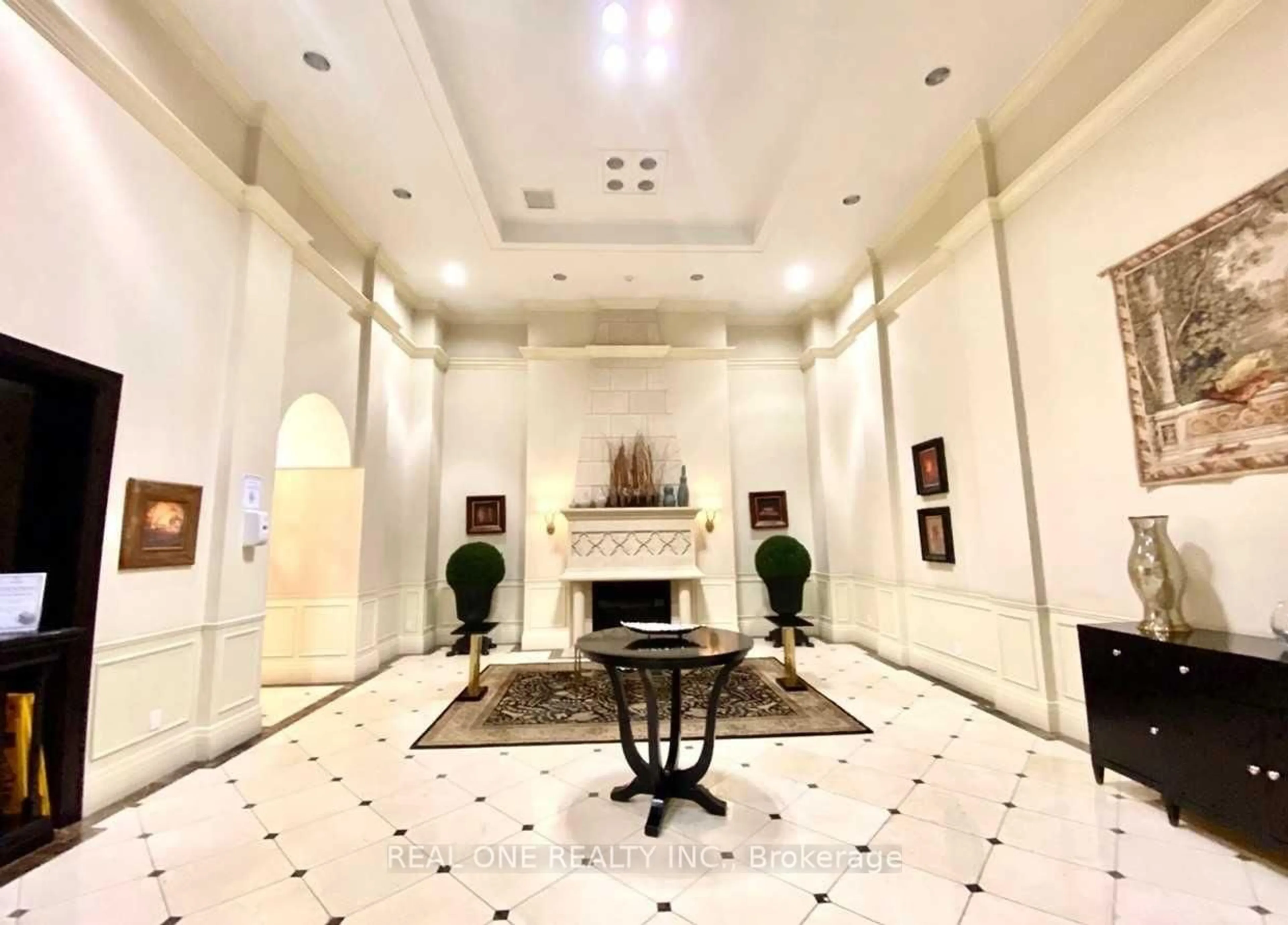 Lobby for 310 Red Maple Rd #1203, Richmond Hill Ontario L4C 0T7