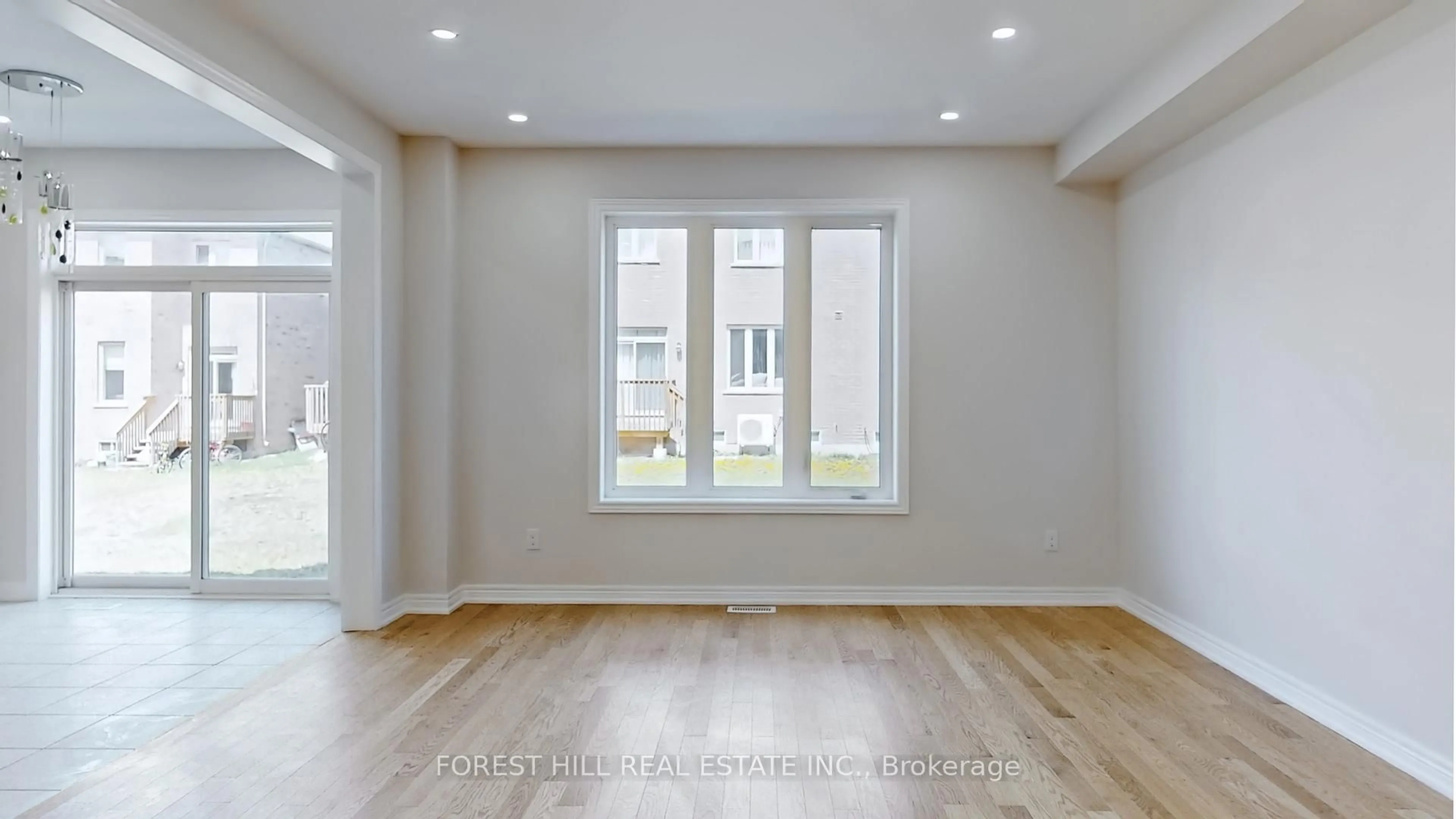 A pic of a room for 28 Luzon Ave, Markham Ontario L6B 1N6