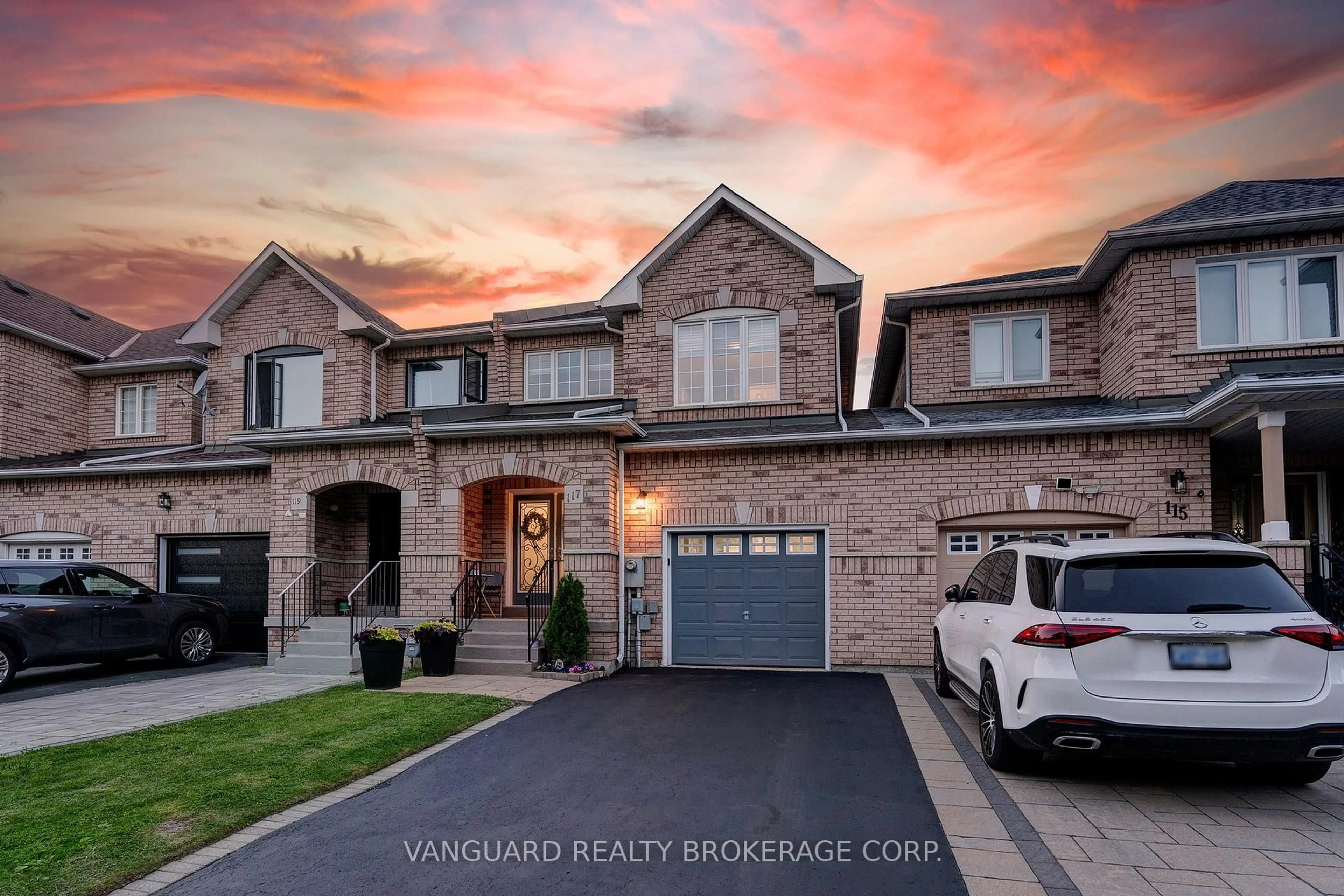 Home with brick exterior material, street for 117 Gianmarco Way, Vaughan Ontario L6A 3J2