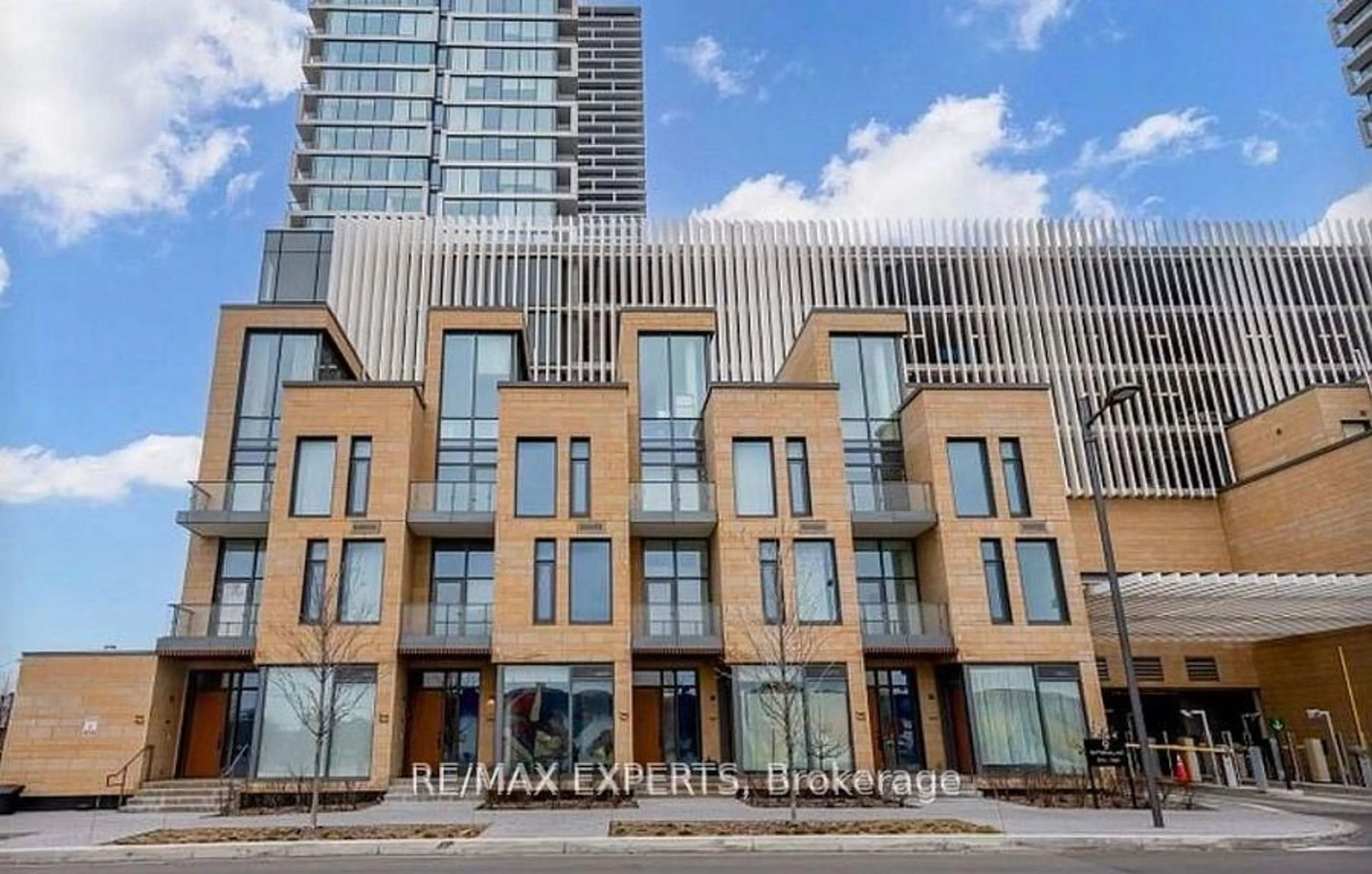 Unknown for 9 Buttermill Ave #TH05, Vaughan Ontario L4K 0M5