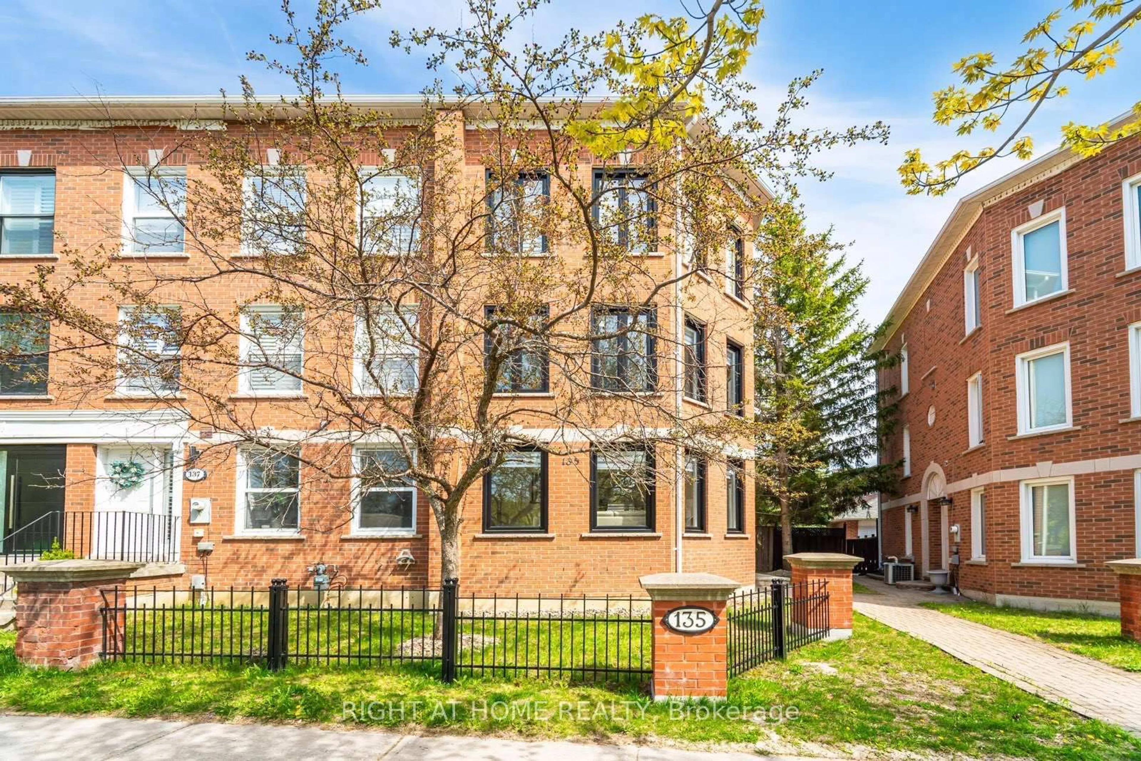 Home with brick exterior material, street for 135 John West Way, Aurora Ontario L4G 7E3