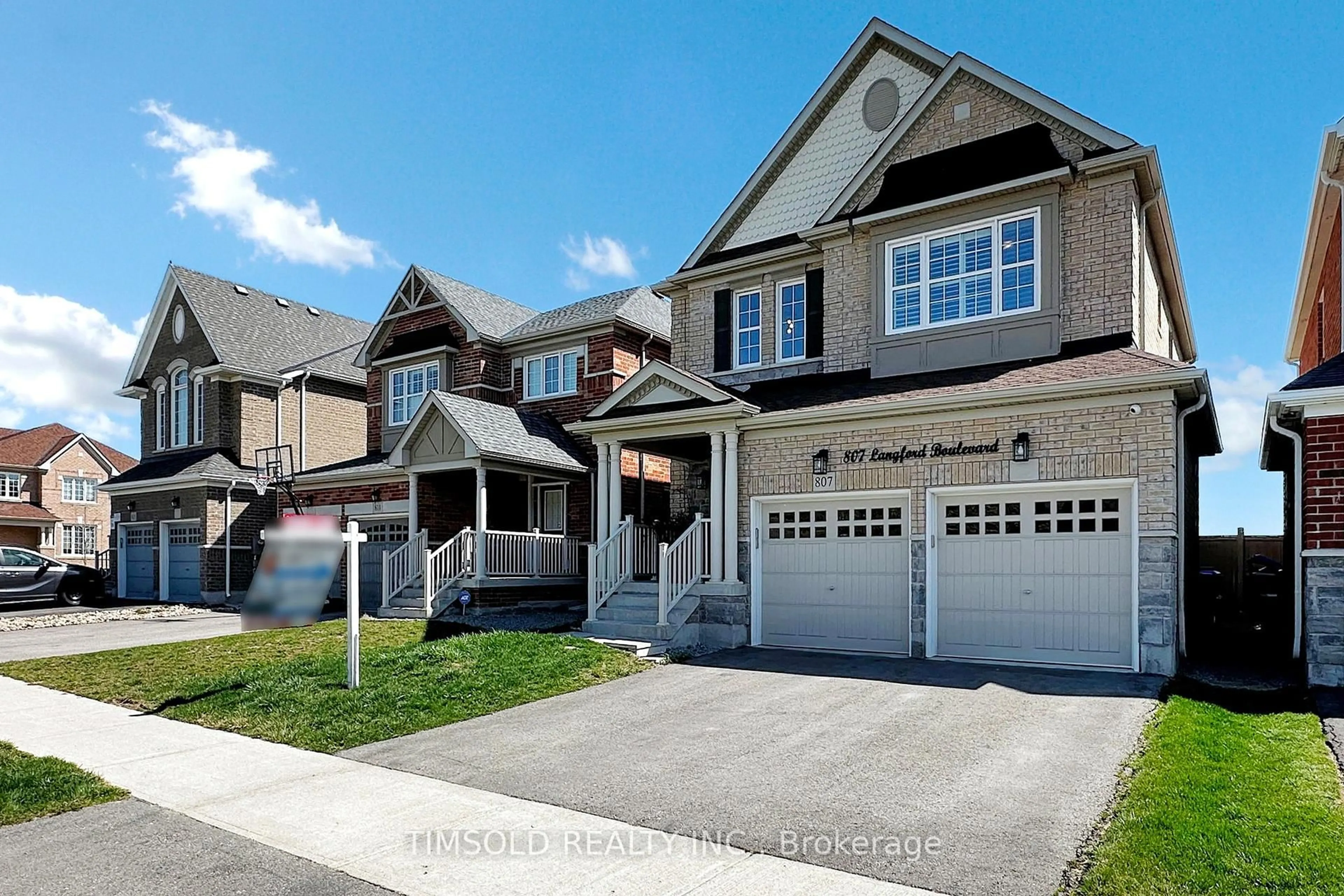 Unknown for 807 Langford Blvd, Bradford West Gwillimbury Ontario L3Z 0K2