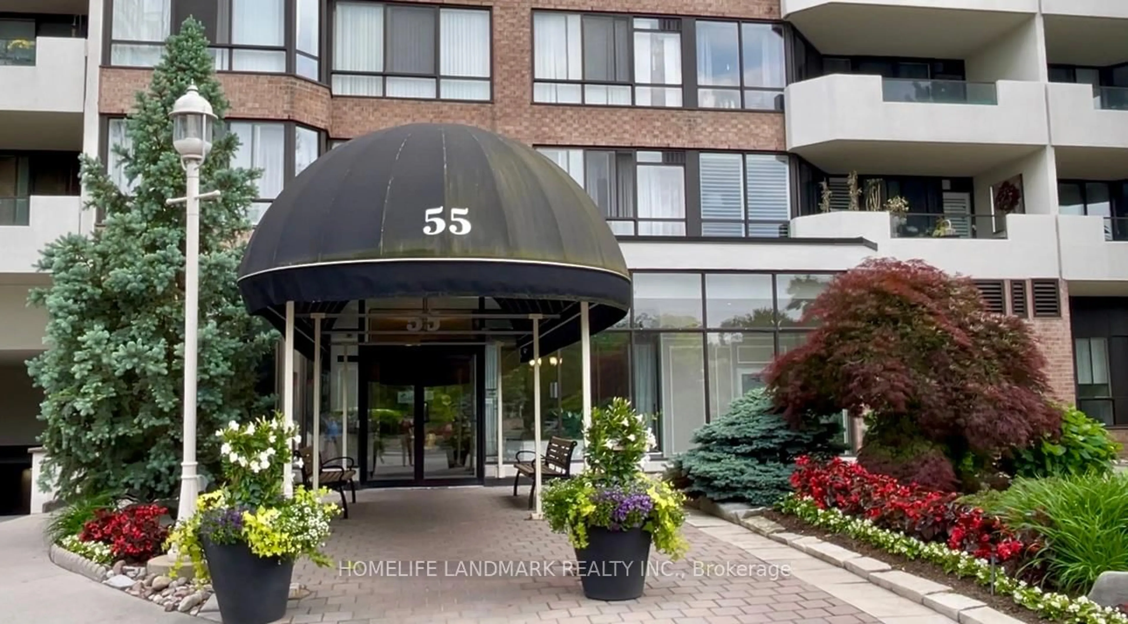 Indoor foyer for 55 Austin Dr #714, Markham Ontario L3R 8H5