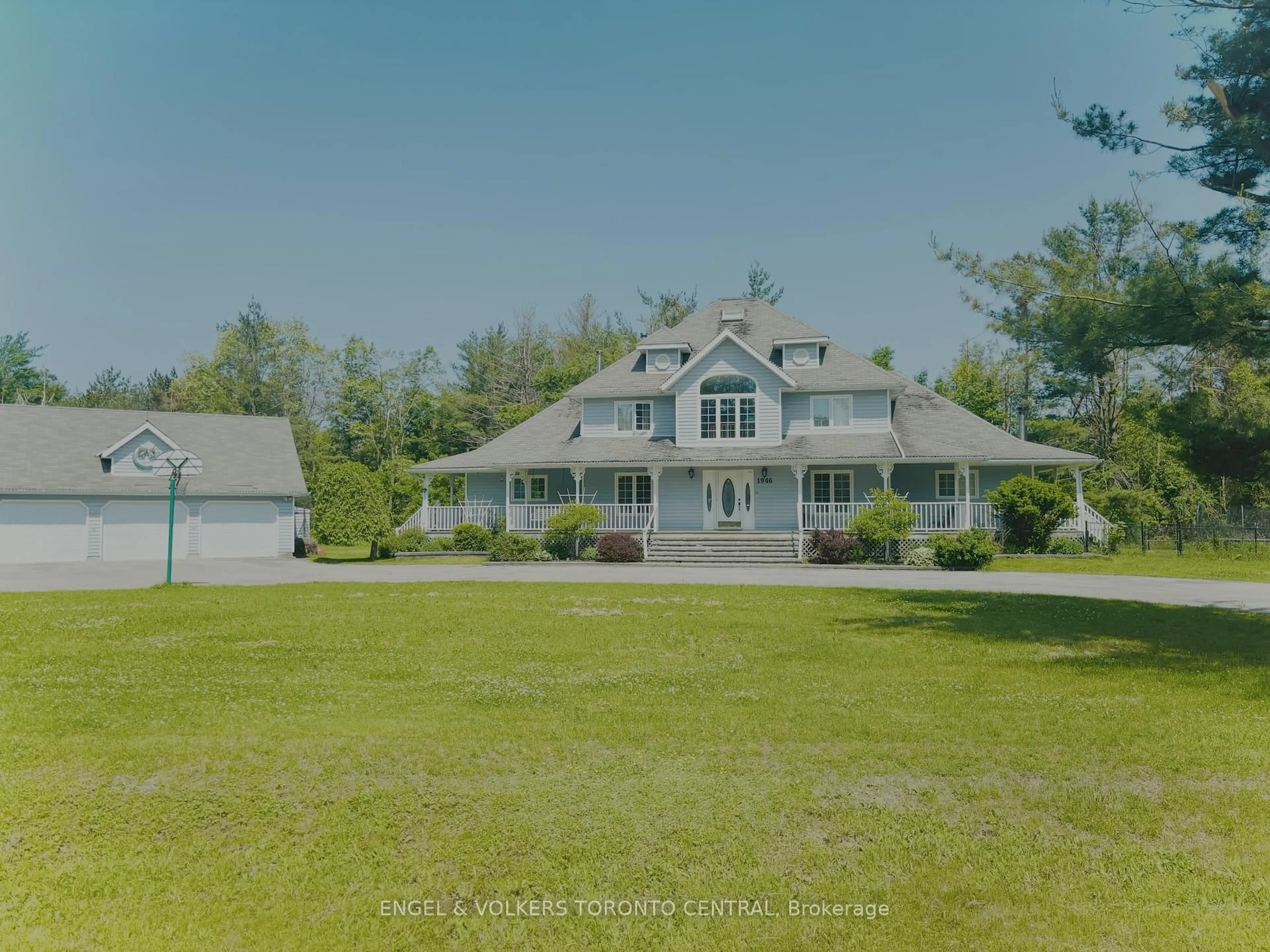 A pic from outside/outdoor area/front of a property/back of a property/a pic from drone, water/lake/river/ocean view for 1946 Wilkinson St, Innisfil Ontario L9S 1X3