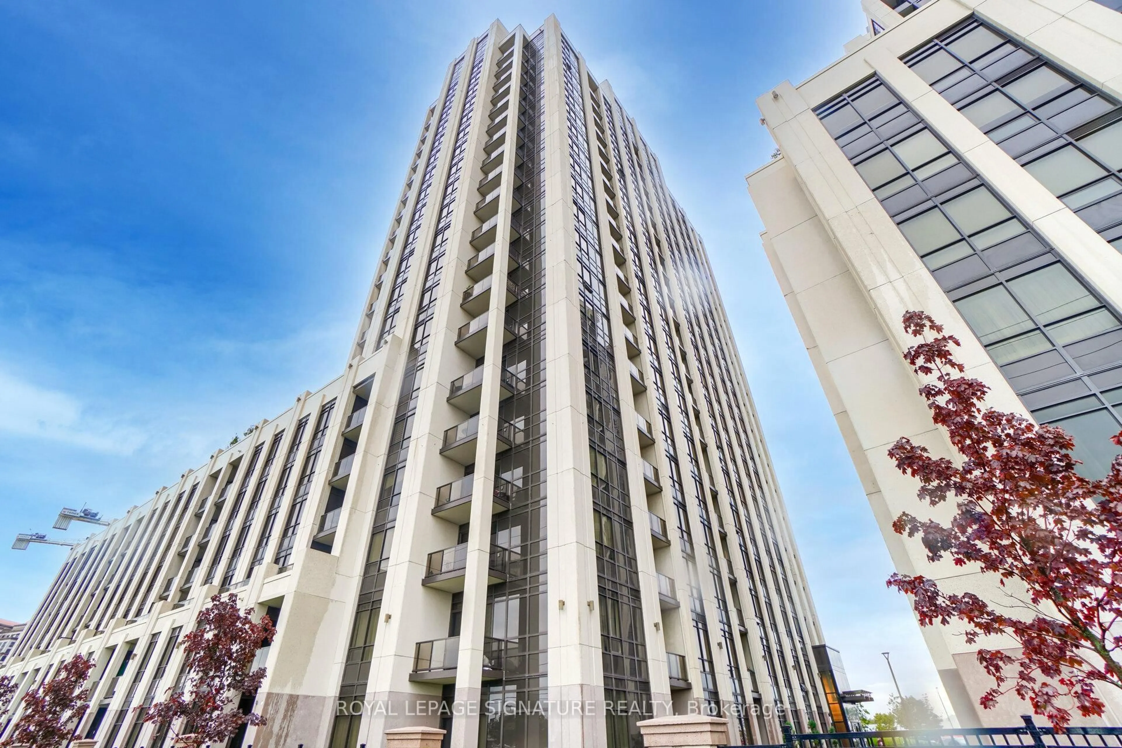 Indoor foyer for 9085 Jane St #108, Vaughan Ontario L4K 0L8