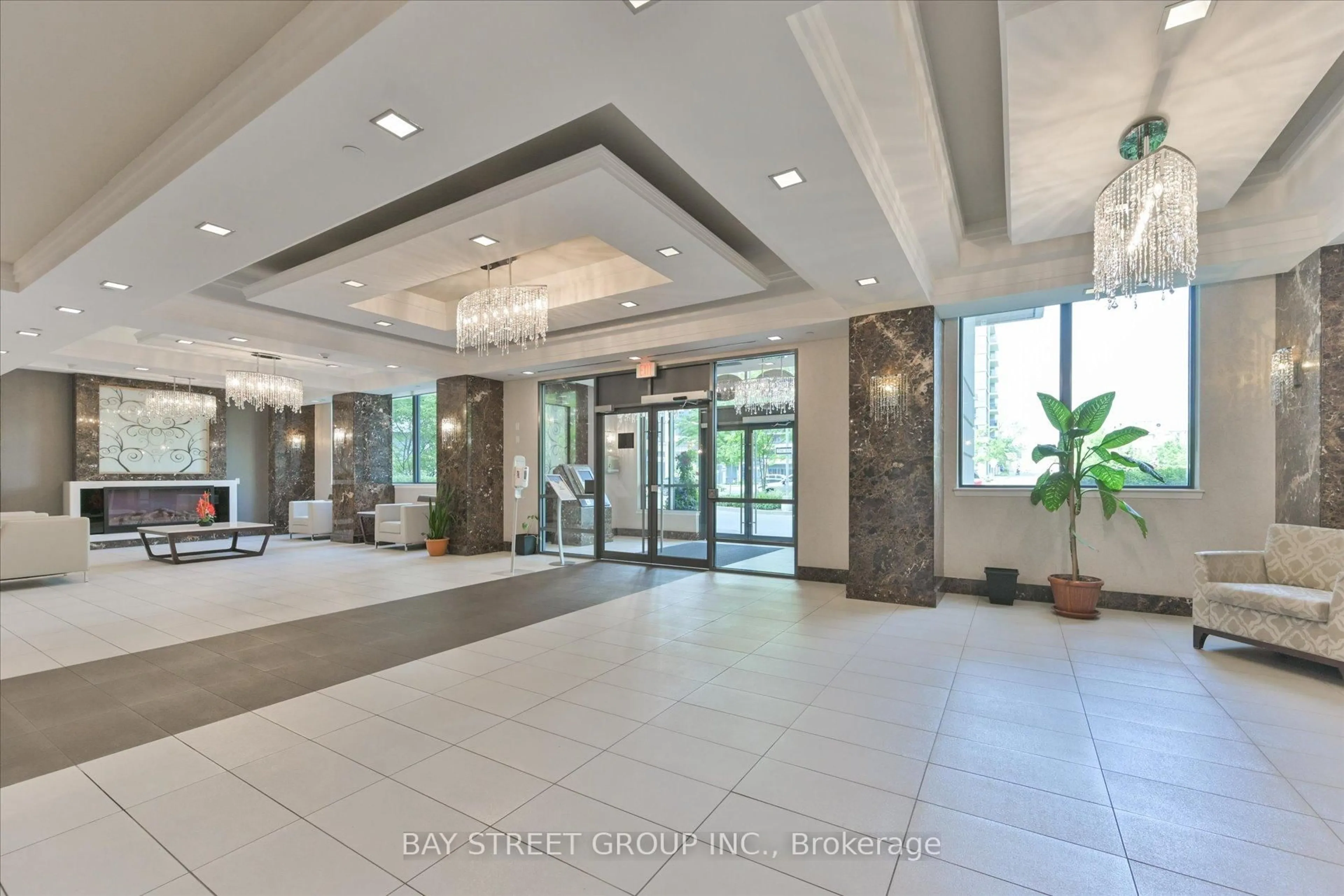 Lobby for 372 Highway 7 #306, Richmond Hill Ontario L4B 0C6