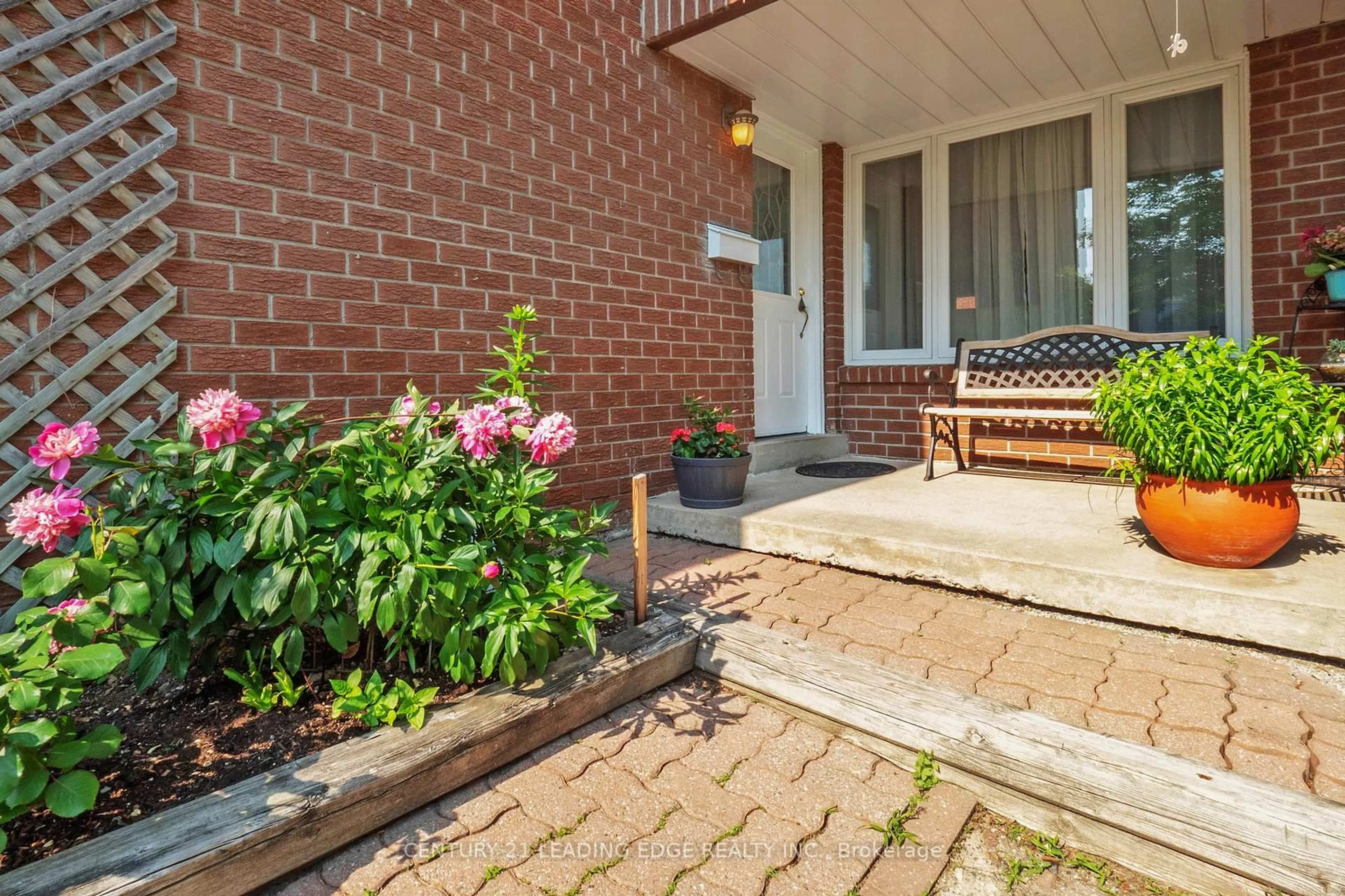 Unknown for 148 Stephen St, Richmond Hill Ontario L4C 5R1