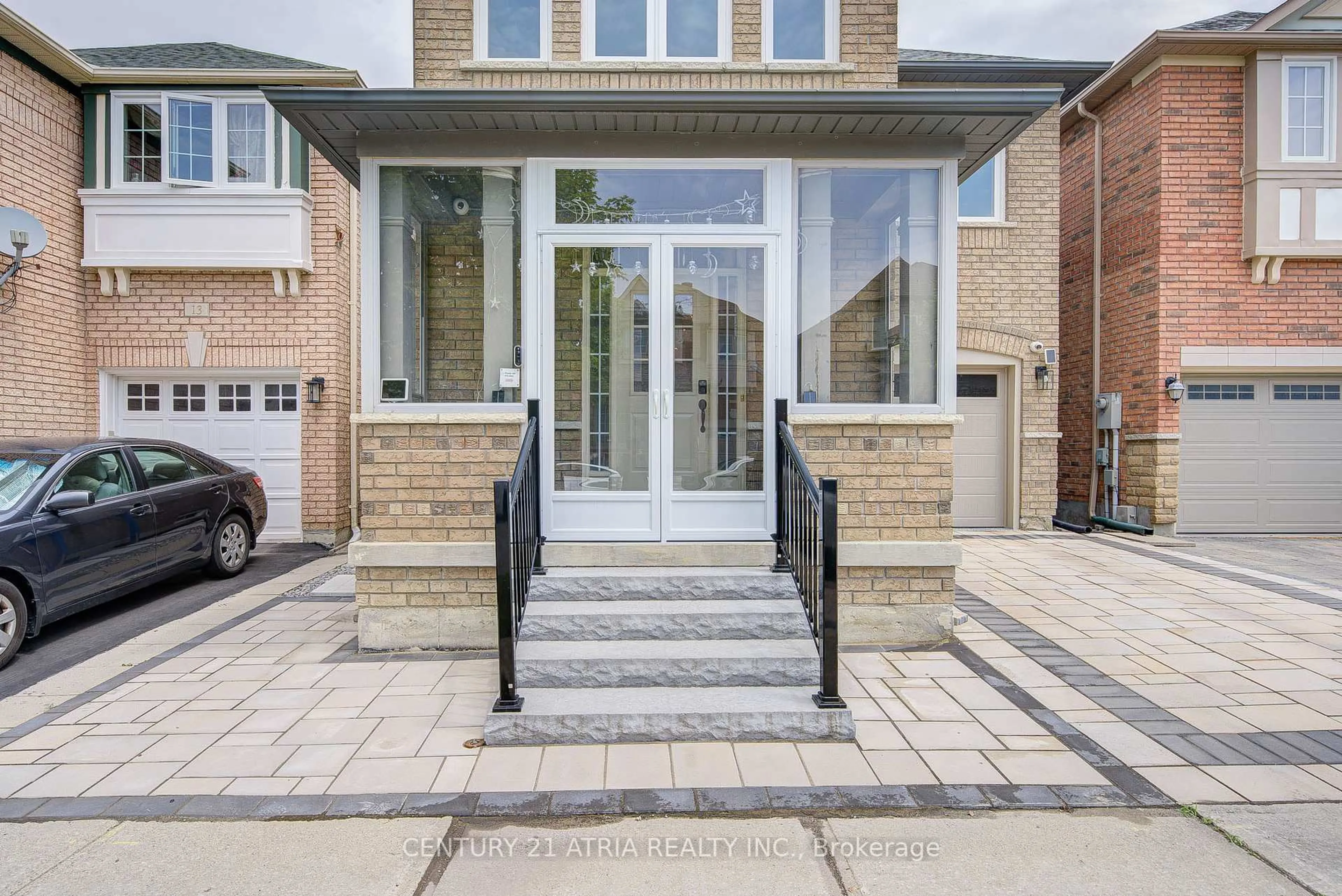 Unknown for 11 Crawford St, Markham Ontario L6C 2L4