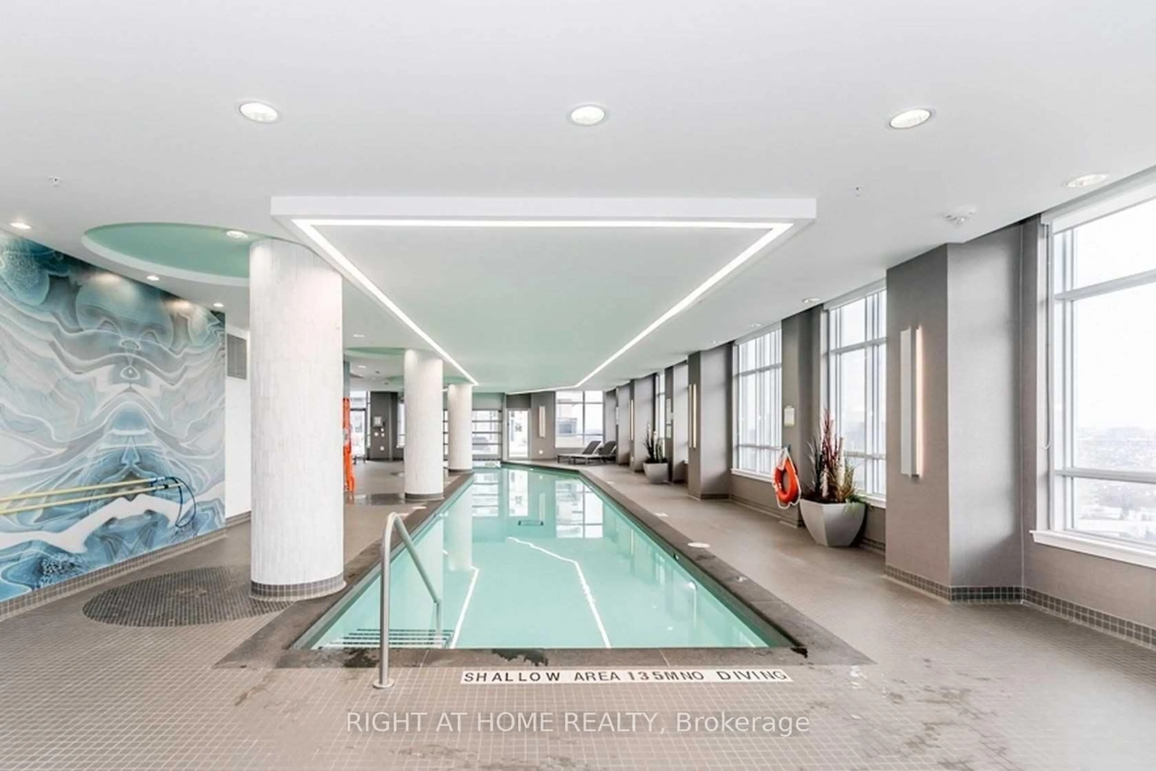 Pool for 9191 Yonge St #Sw#608, Richmond Hill Ontario L4C 1E2