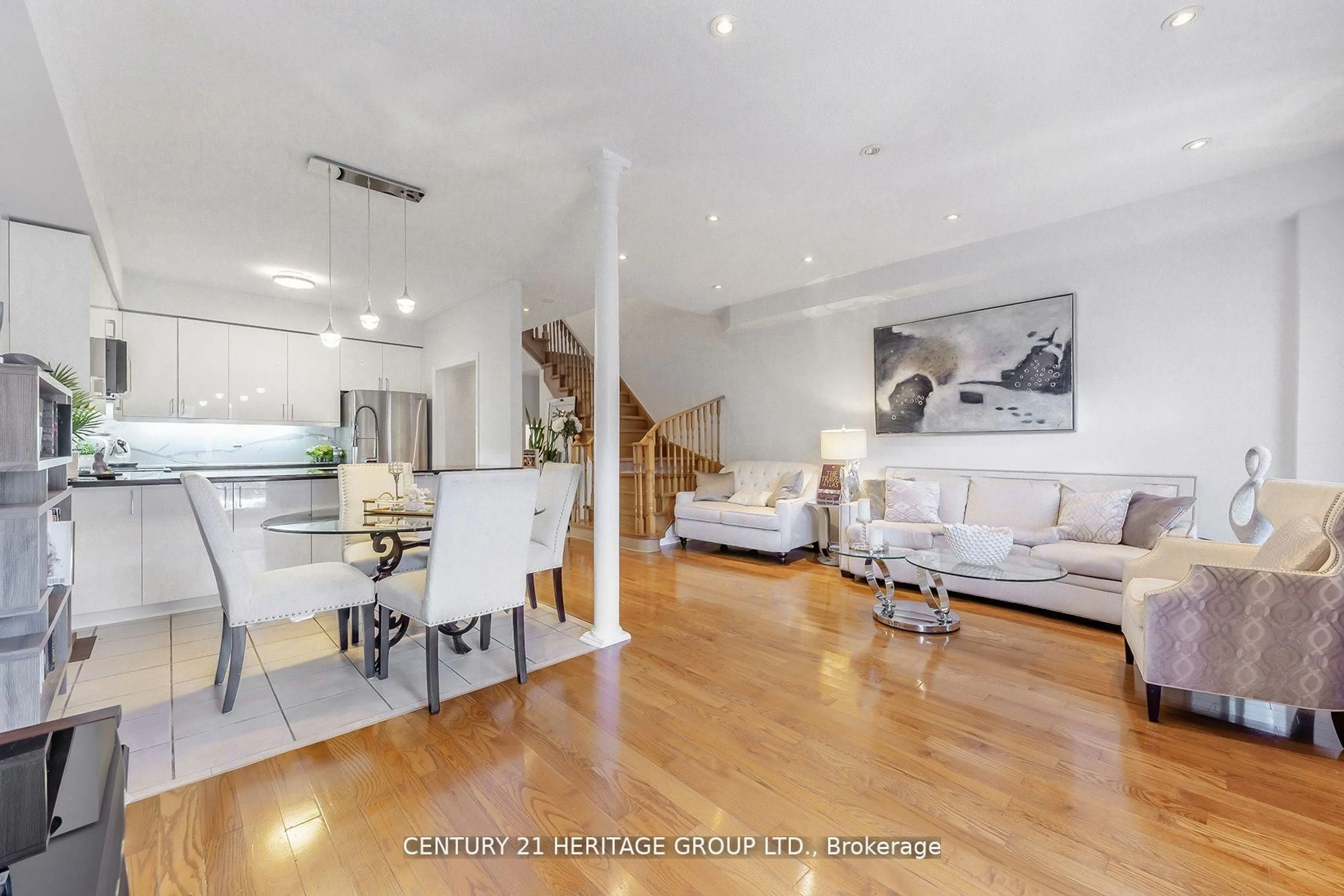Living room with furniture, unknown for 74 Lander Cres, Vaughan Ontario L4J 8T8