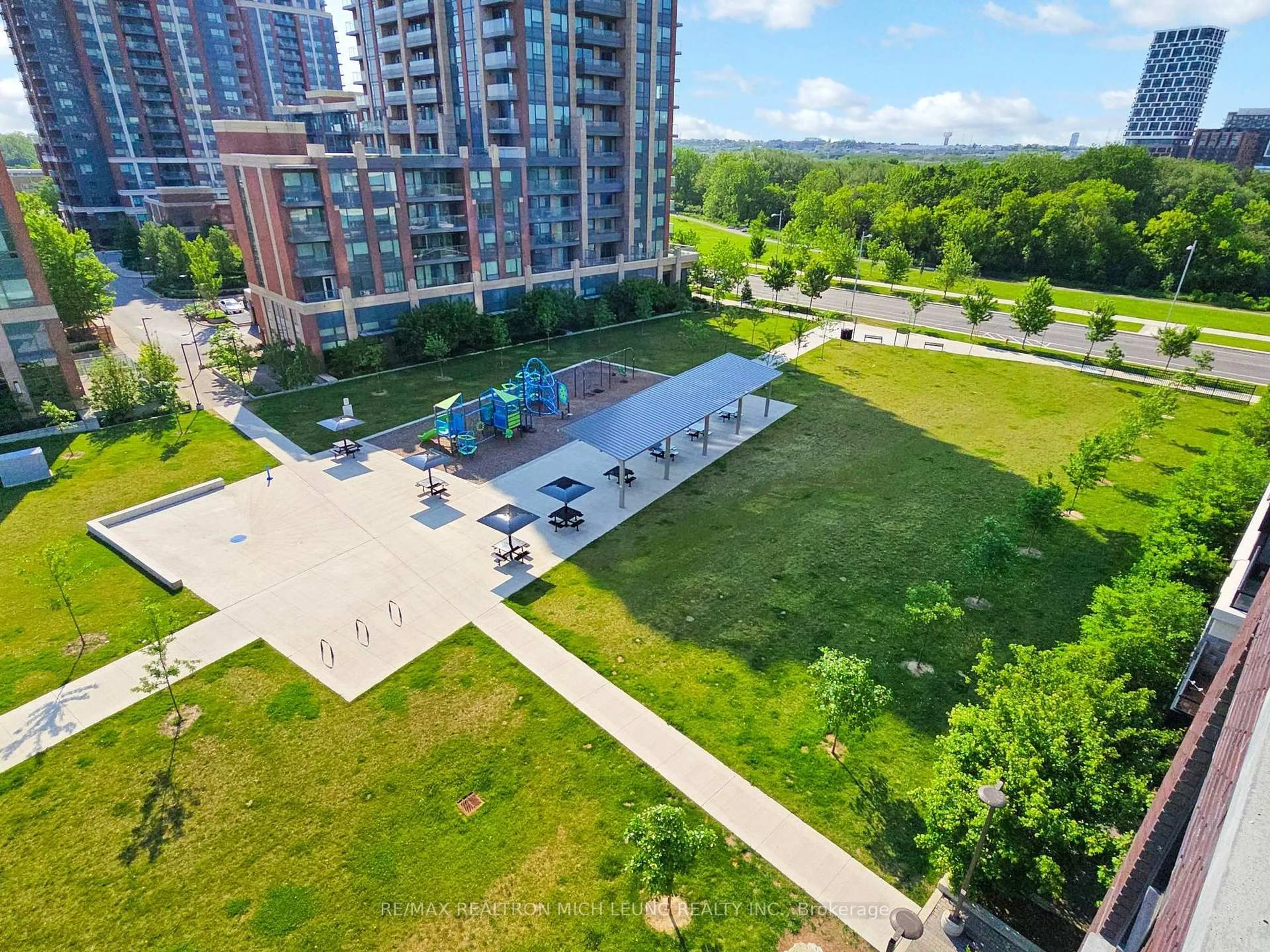 A pic from outside/outdoor area/front of a property/back of a property/a pic from drone, city buildings view from balcony for 25 Water Walk Dr #728, Markham Ontario L6G 0G3