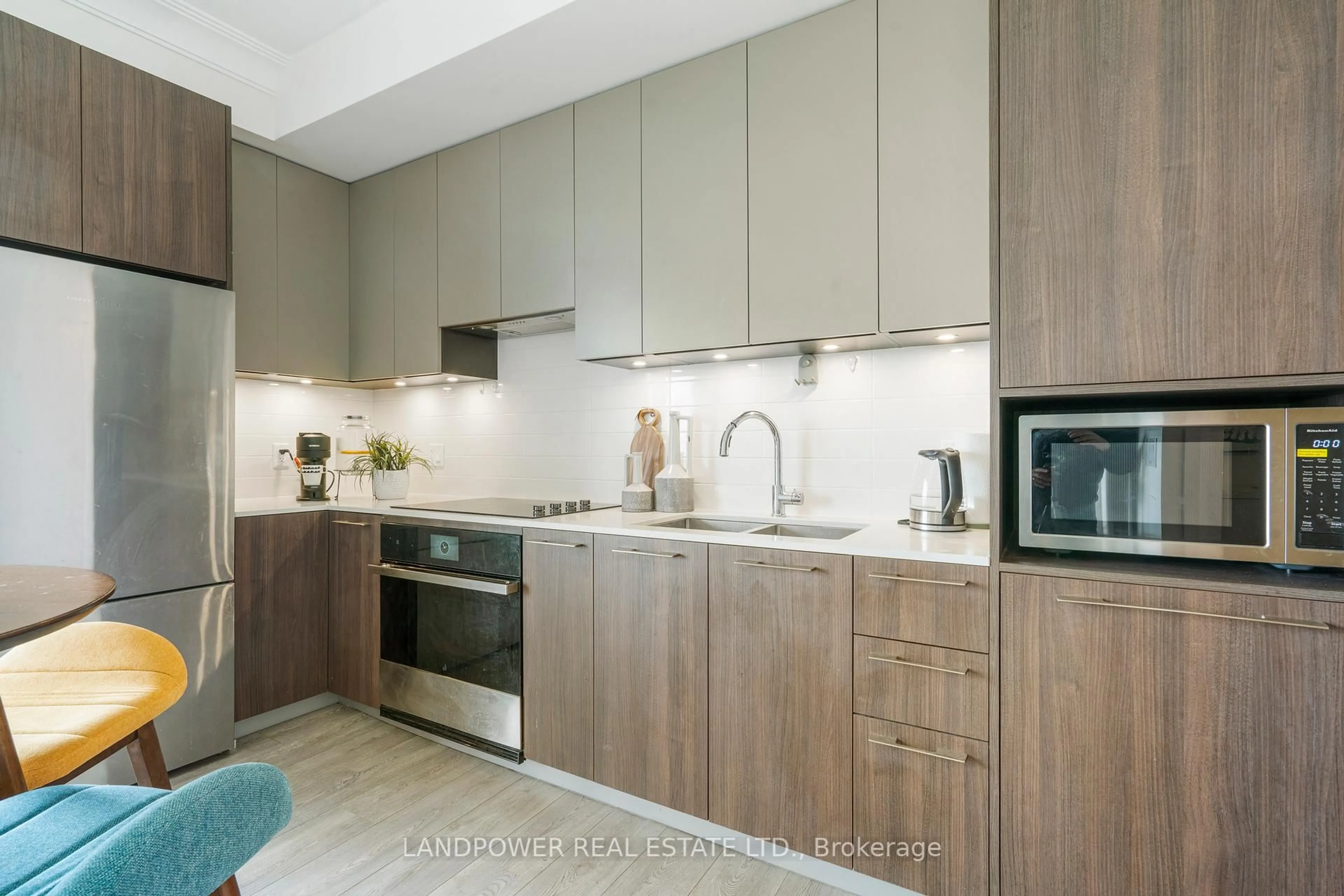 Standard kitchen, unknown for 18 Water Walk Dr #2803, Markham Ontario L3R 6L5