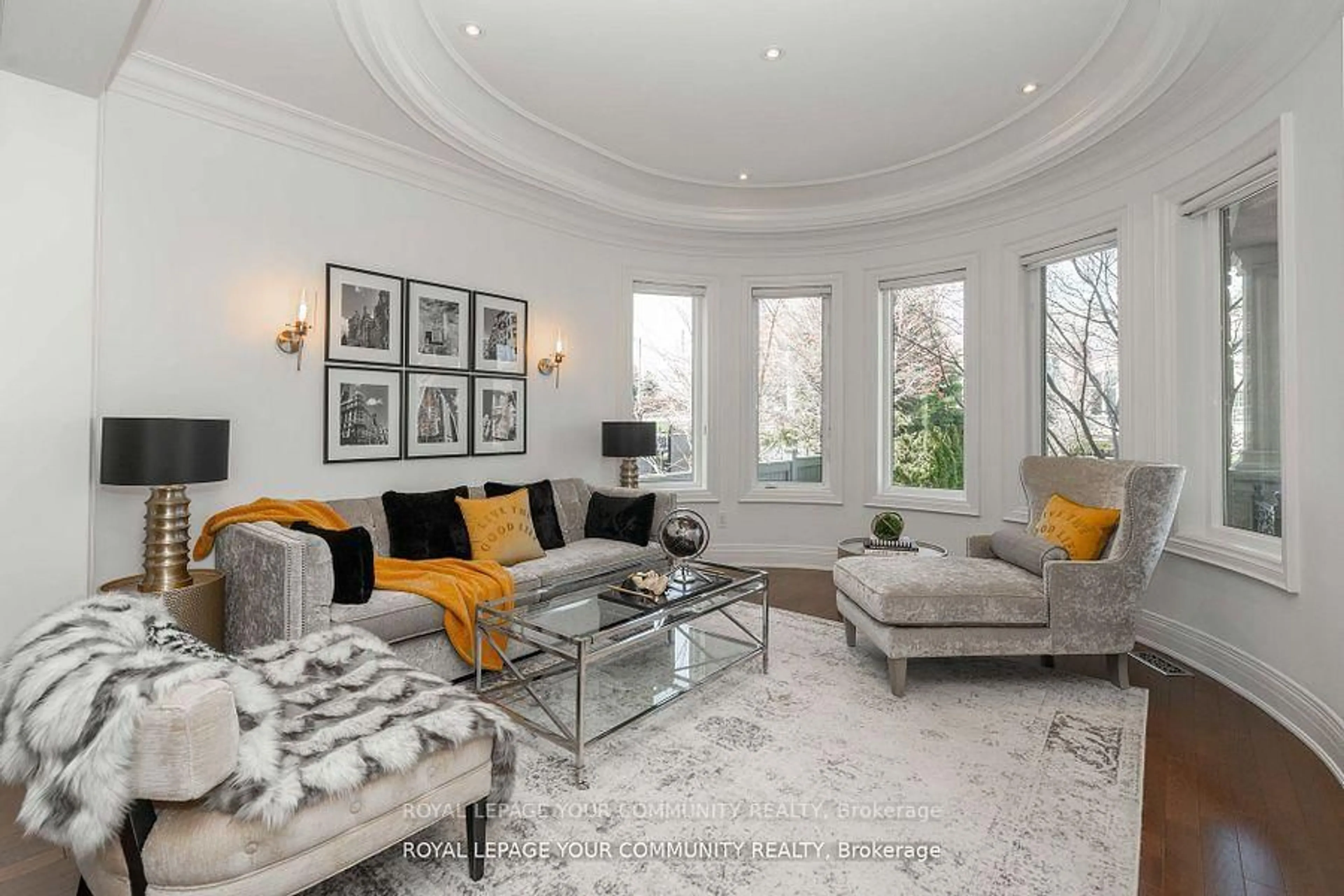 Living room with furniture, unknown for 11 Little Marco Crt, Vaughan Ontario L6A 0C6