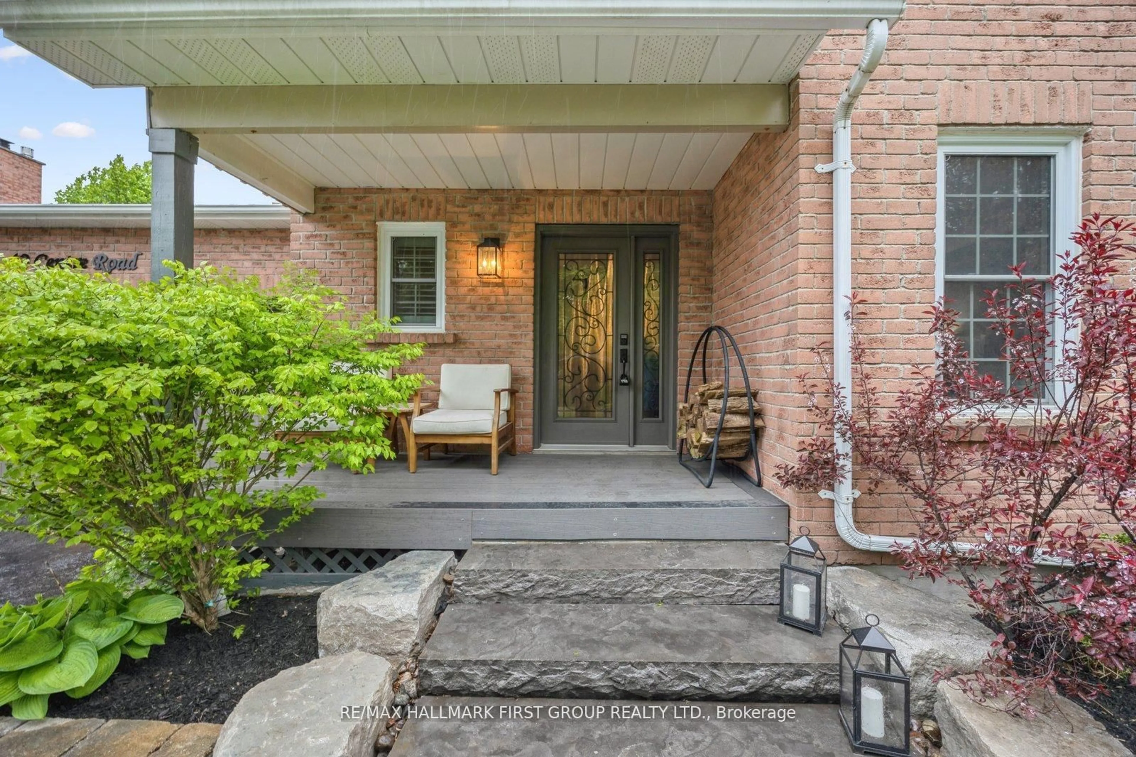 Unknown for 40 Centre Rd, Uxbridge Ontario L9P 1A7
