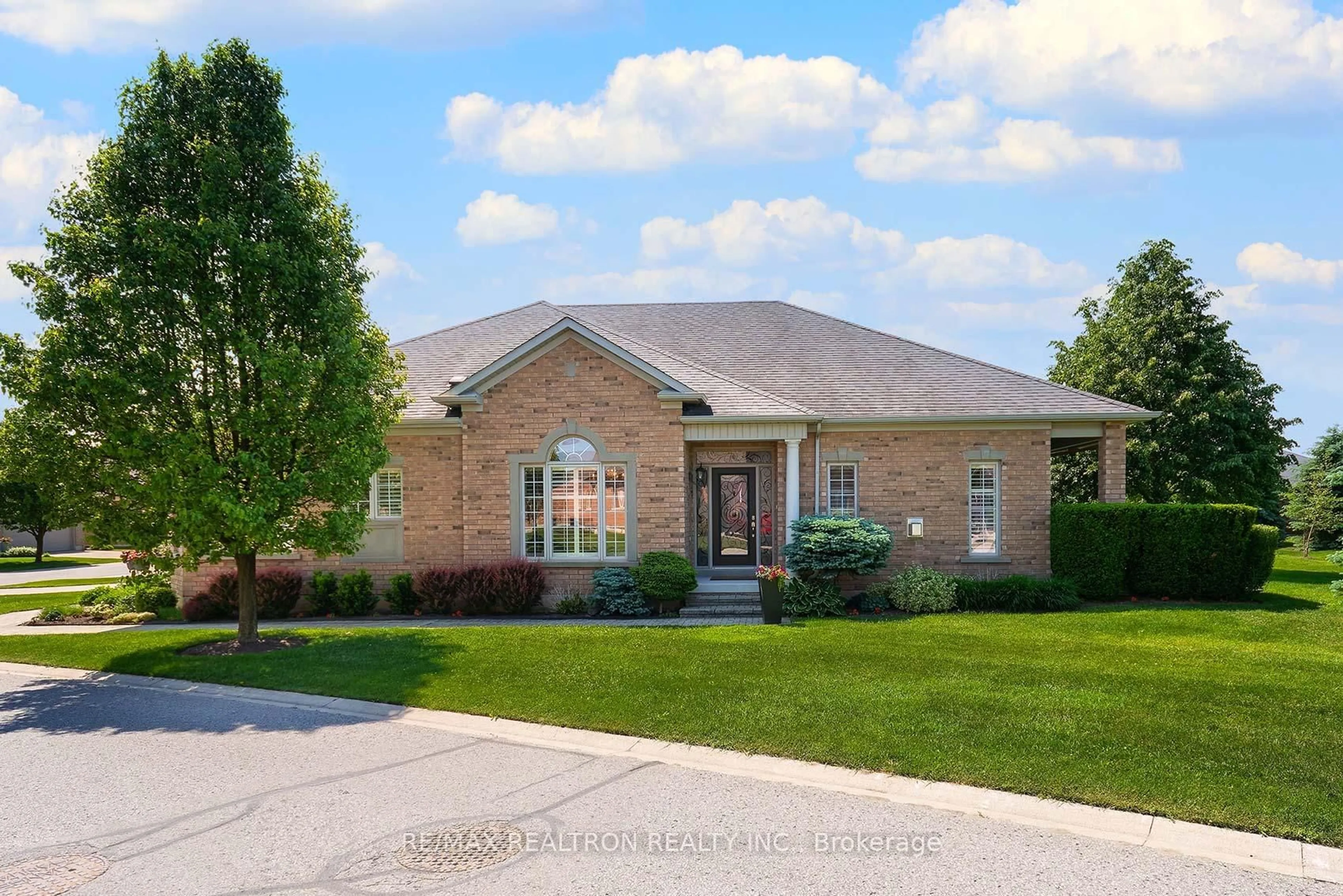 Home with brick exterior material, street for 2 Wethered Way, Whitchurch-Stouffville Ontario L4A 0K6