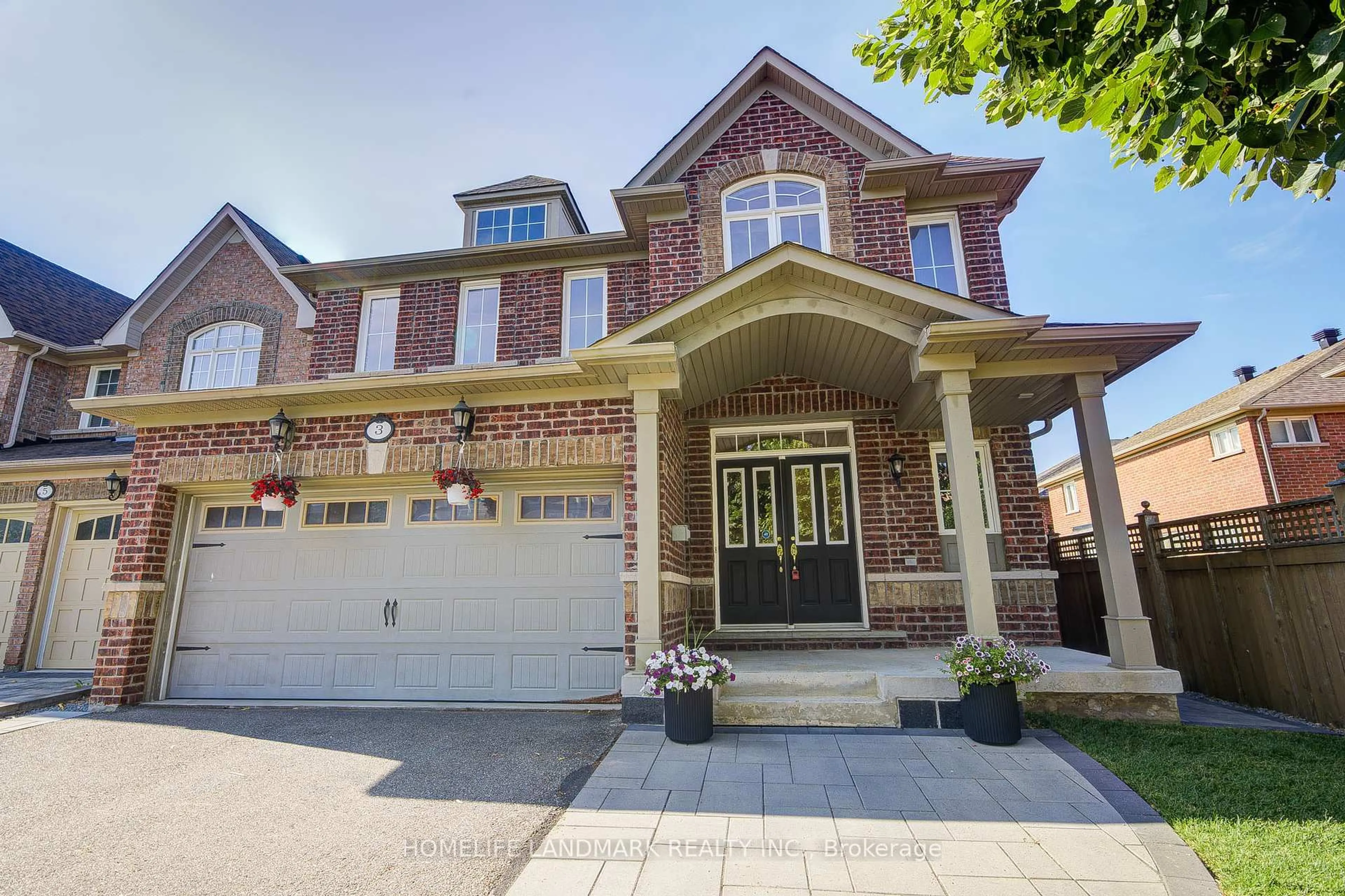 Home with brick exterior material, street for 3 Wintam Pl, Markham Ontario L6C 0E3