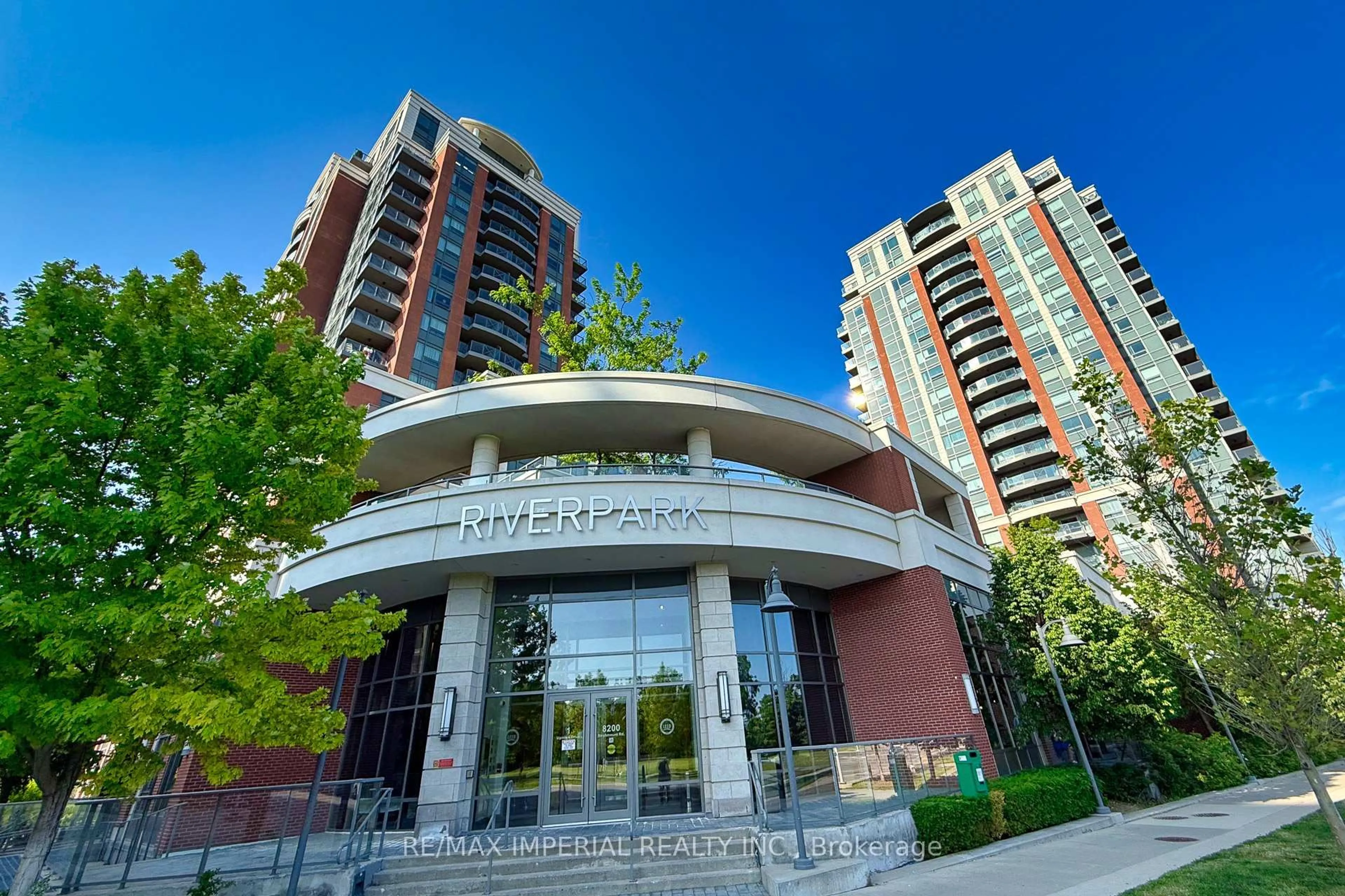 Indoor foyer for 1 uptown Dr #1905, Markham Ontario L3R 5C1