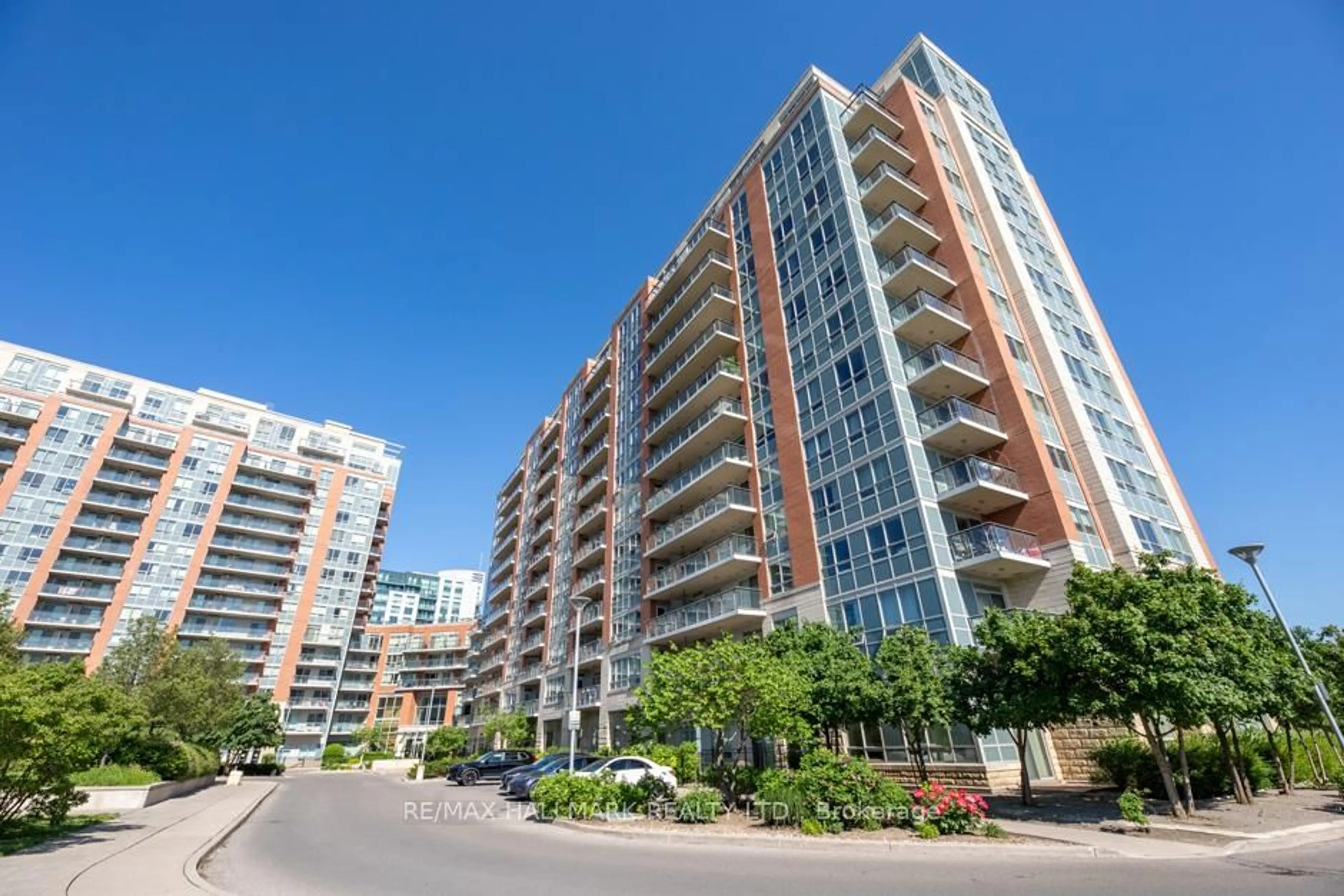 A pic from outside/outdoor area/front of a property/back of a property/a pic from drone, unknown for 50 Clegg Rd #1222, Markham Ontario L6G 0C6