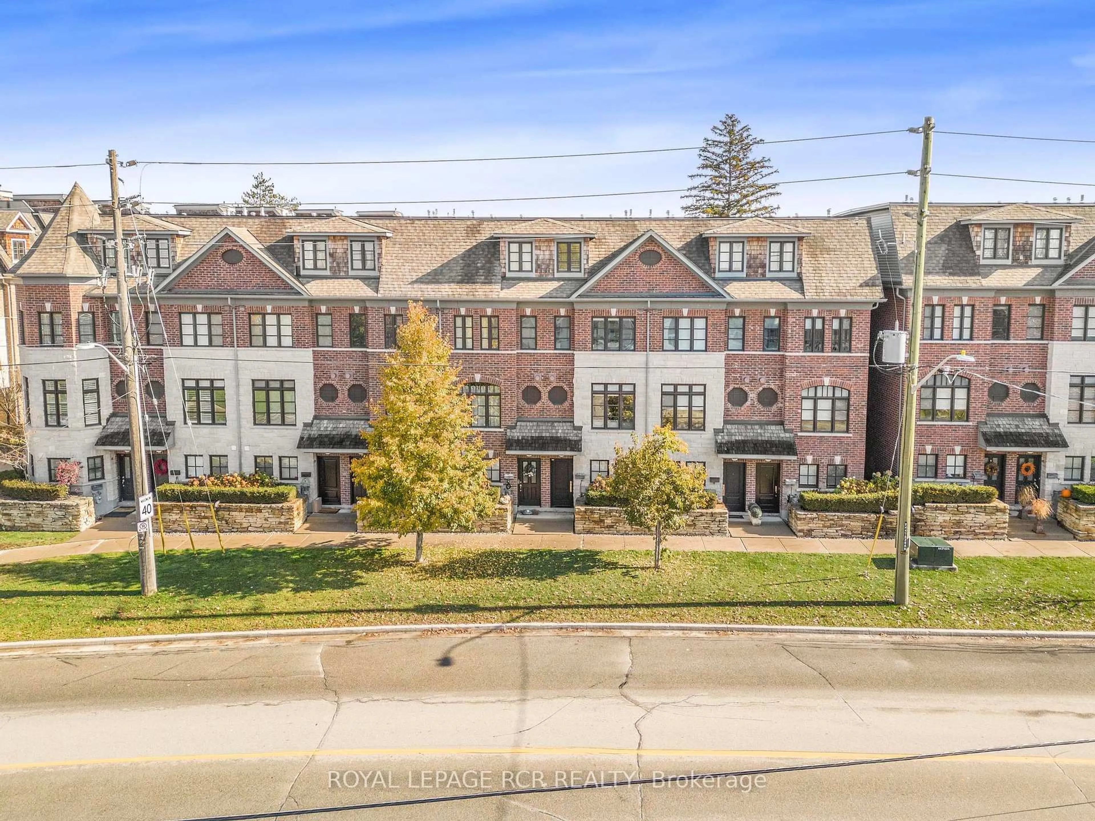 A pic from outside/outdoor area/front of a property/back of a property/a pic from drone, street for 8343 Kipling Ave, Vaughan Ontario L4L 2A7