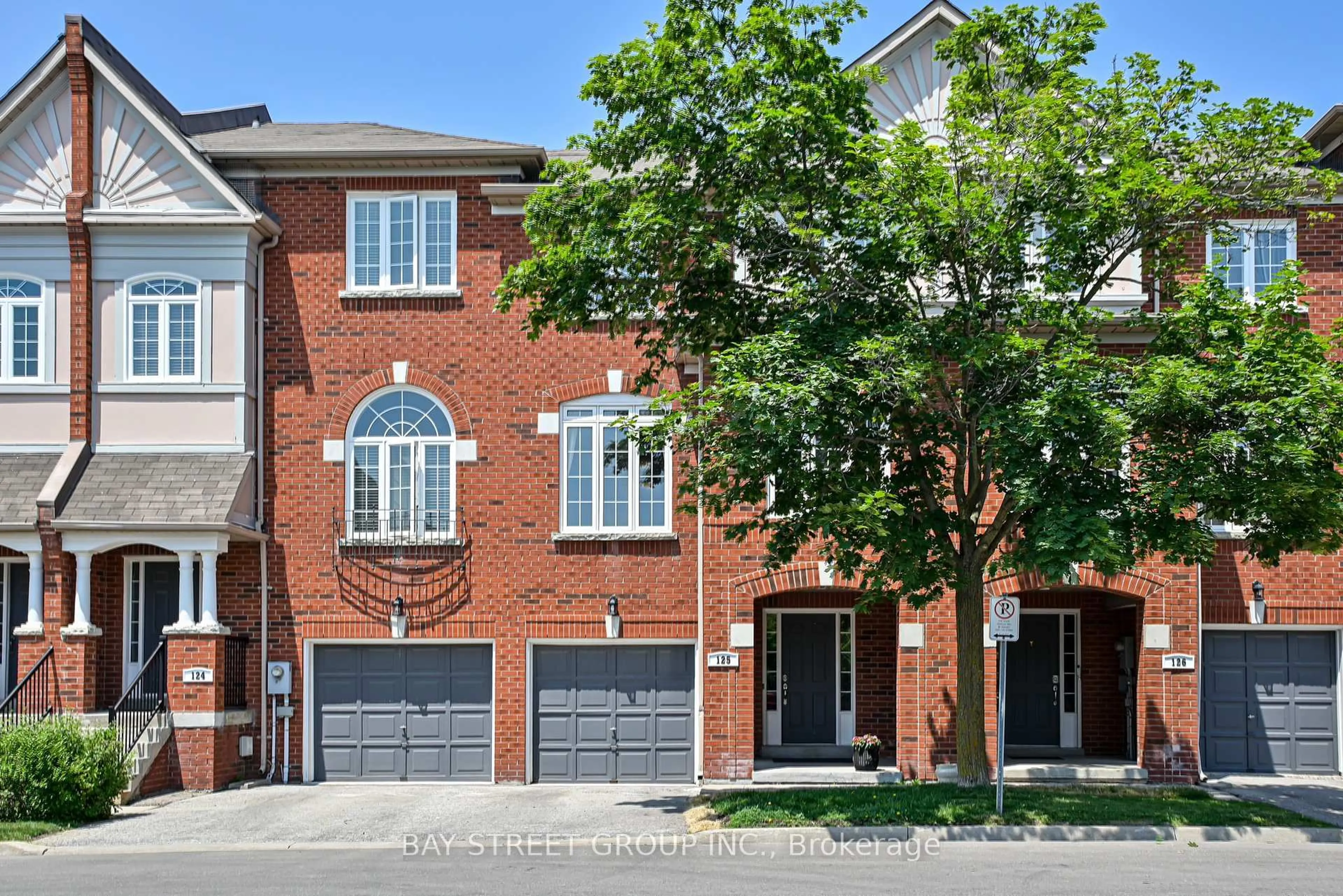 Home with brick exterior material, street for 190 Harding Blvd #125, Richmond Hill Ontario L4C 0J9