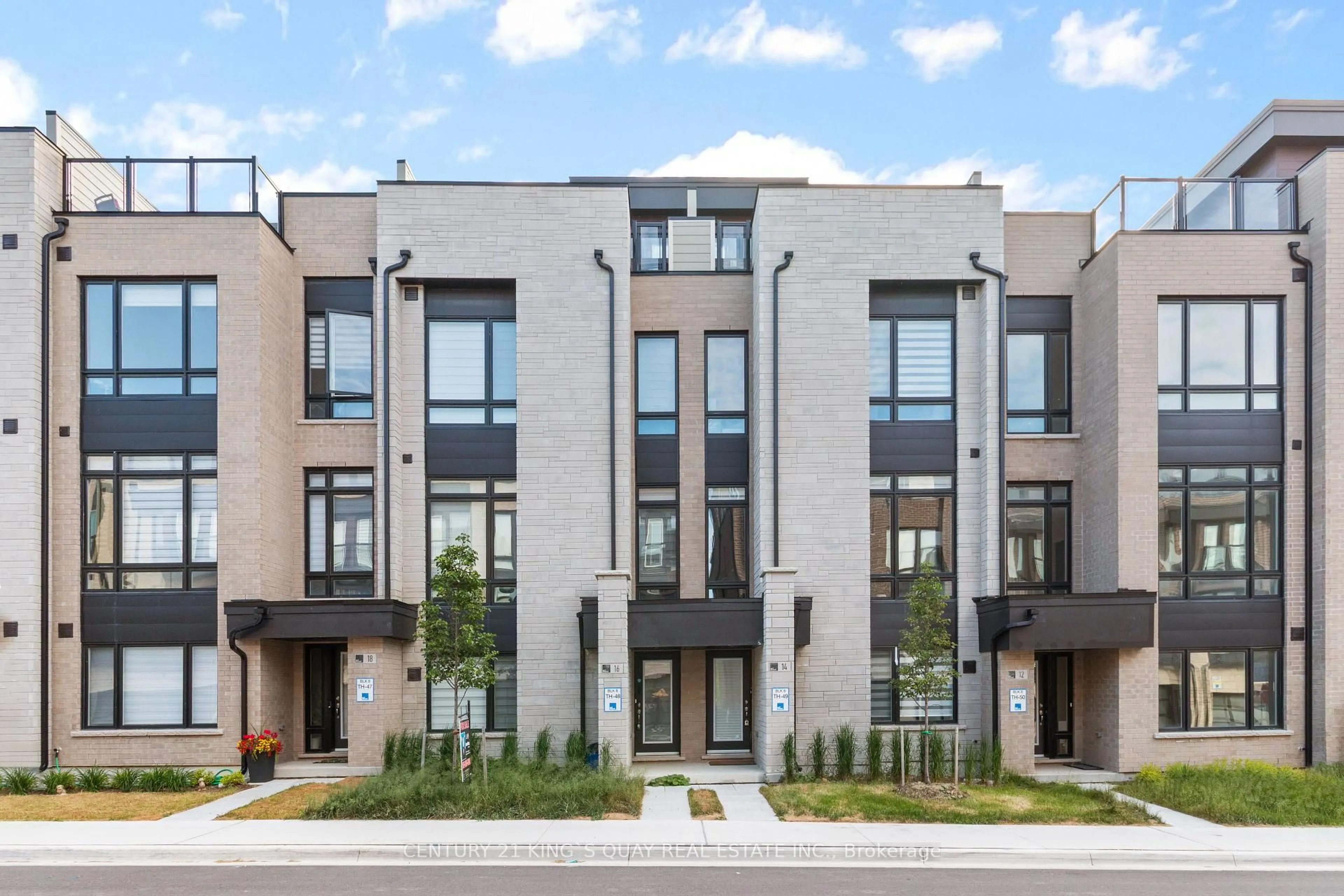 Home with brick exterior material, street for 14 Credit Lane, Richmond Hill Ontario L4E 1G9