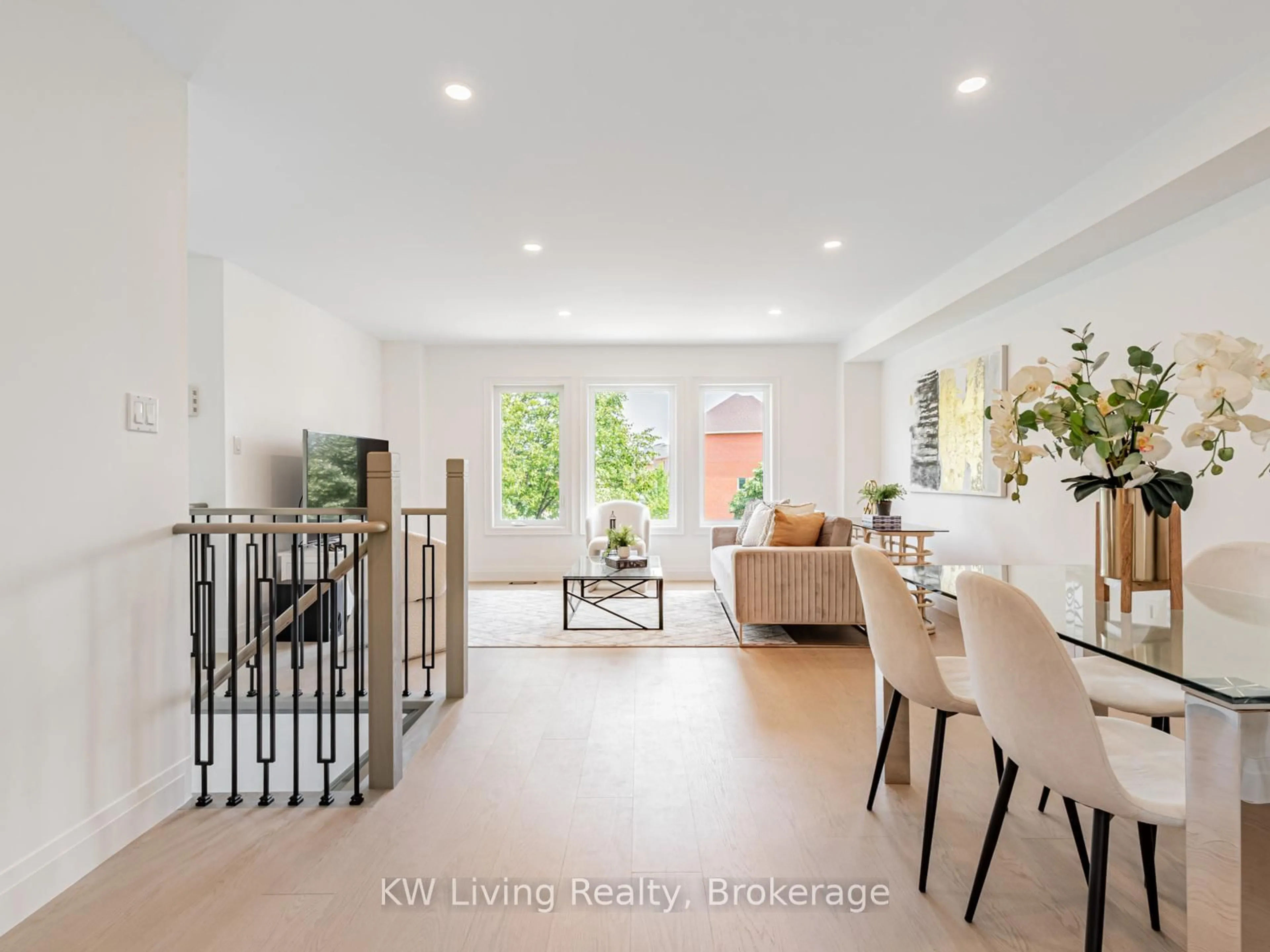 Unknown for 98 Leitchcroft Cres, Markham Ontario L3T 7T9