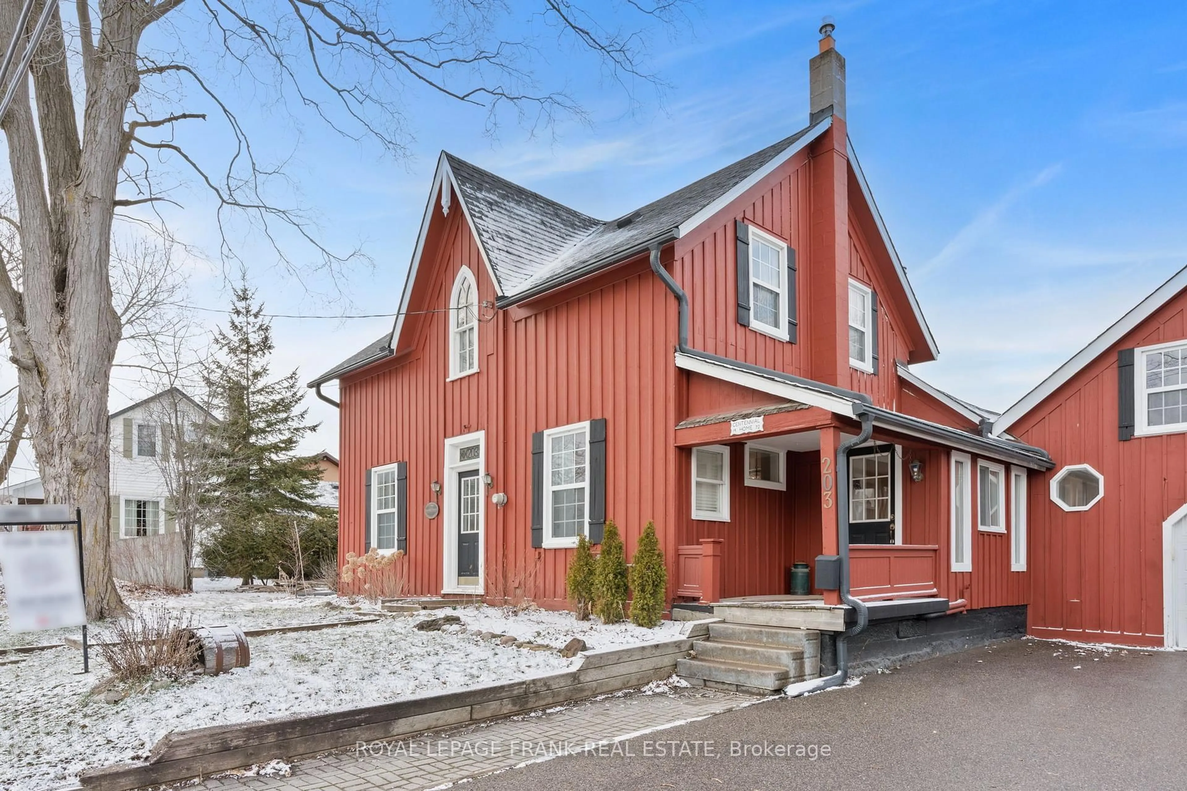 Home with brick exterior material, street for 203 Brock St, Uxbridge Ontario L9P 1B1
