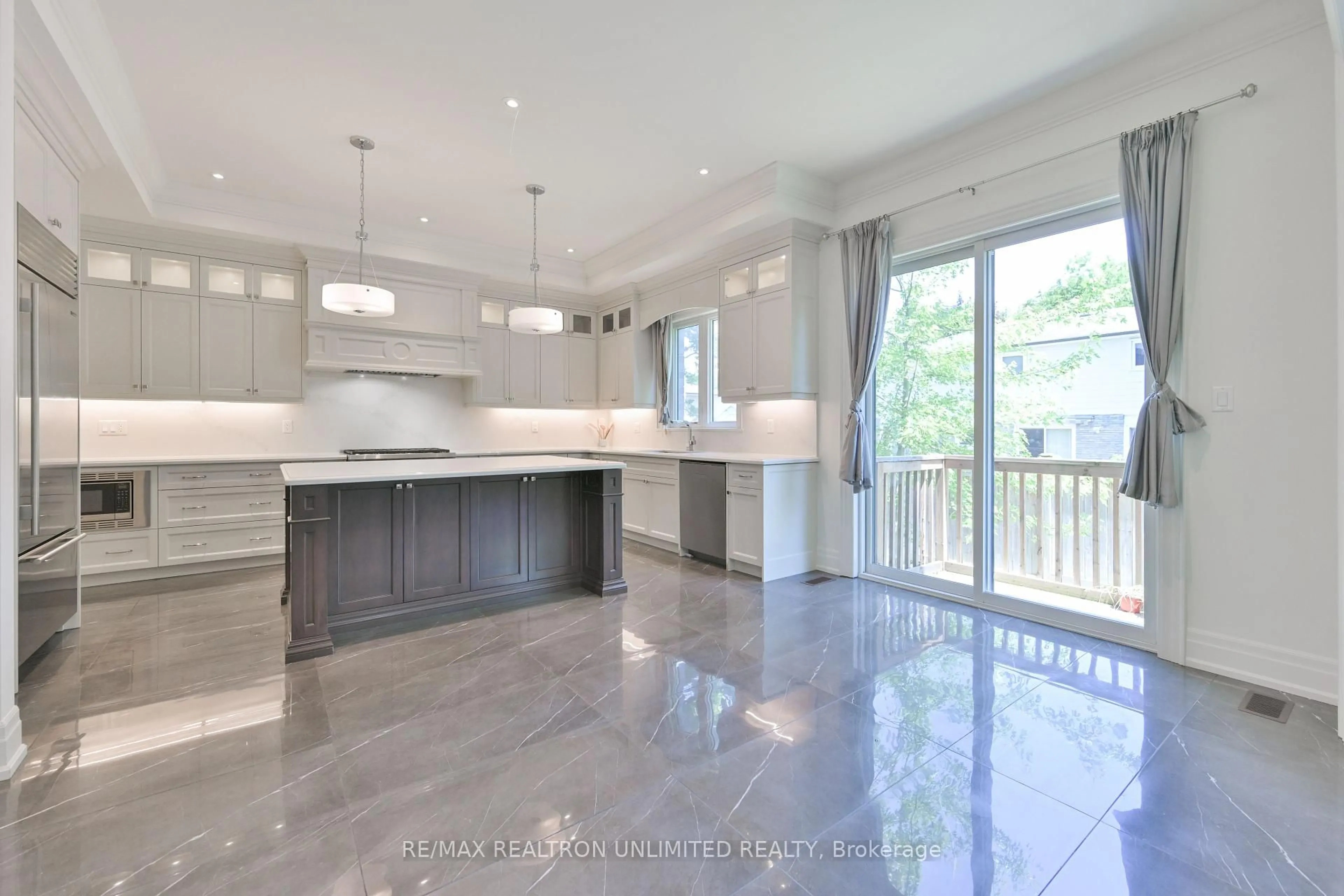 Open concept kitchen, unknown for 97 Fitzgerald Ave, Markham Ontario L3R 4Z7