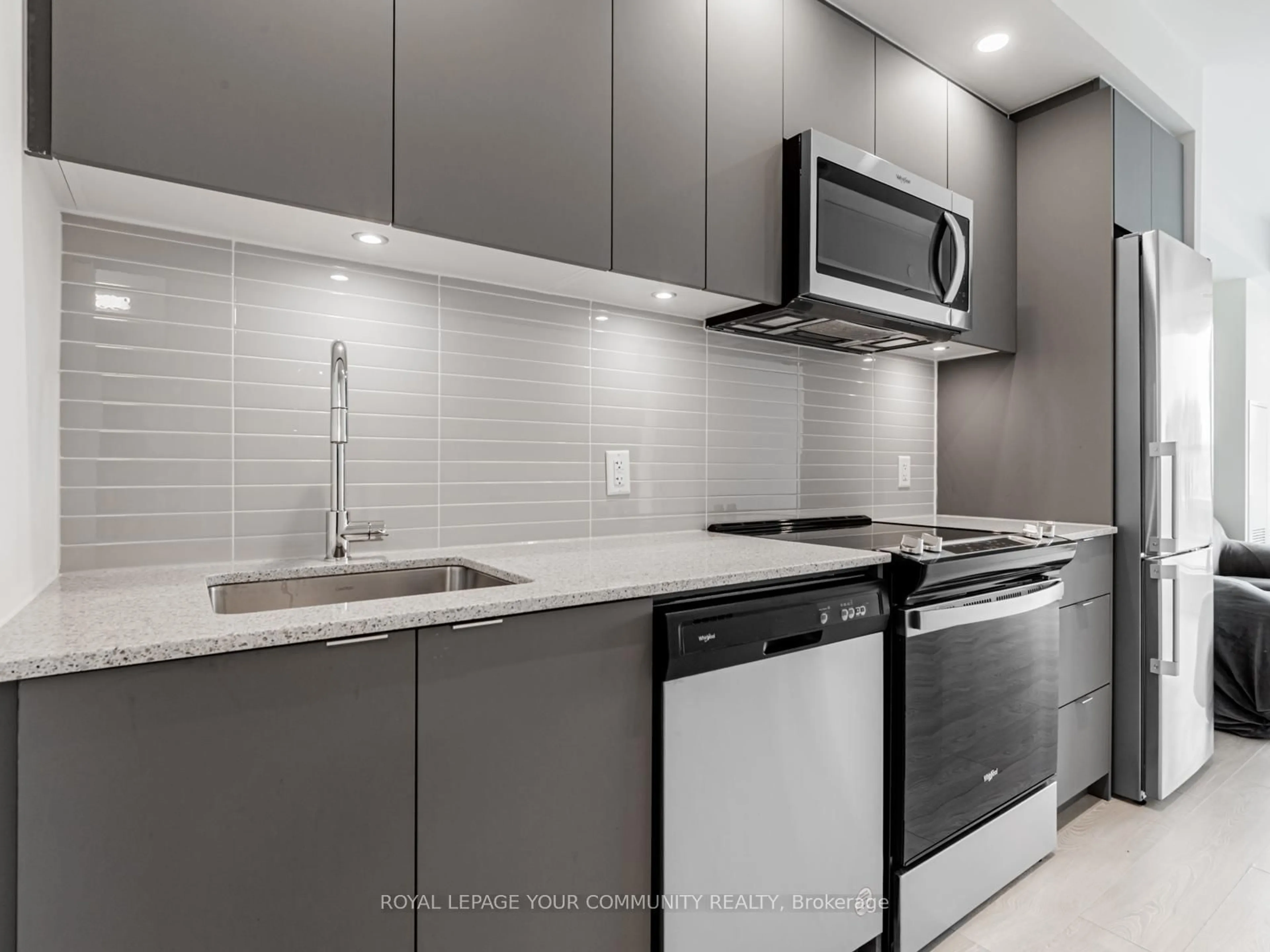 Standard kitchen, ceramic/tile floor for 3 Rosewater St #201W, Richmond Hill Ontario L4C 0T4