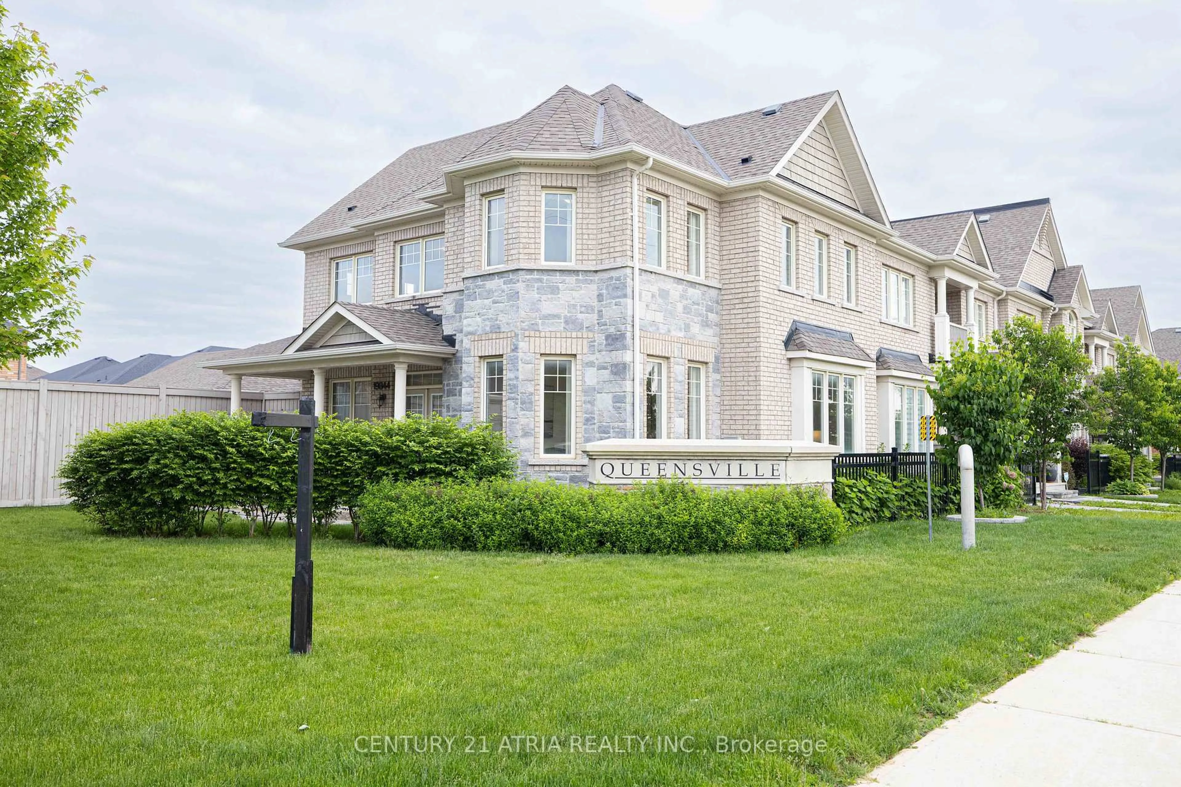 Unknown for 19844 Leslie St, East Gwillimbury Ontario L9N 0R9