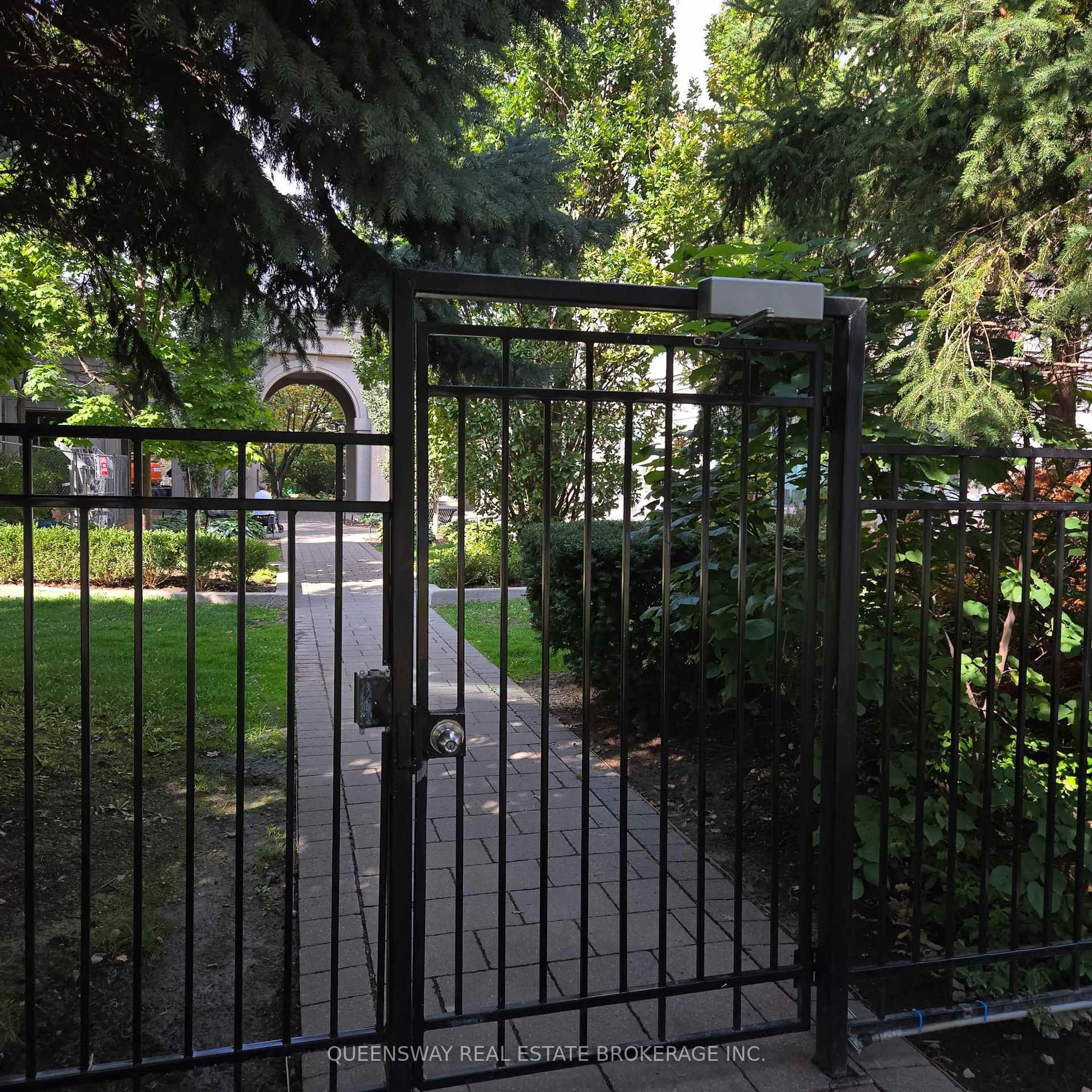 Unknown for 1 Emerald Lane #PH-107, Vaughan Ontario L4J 8N2
